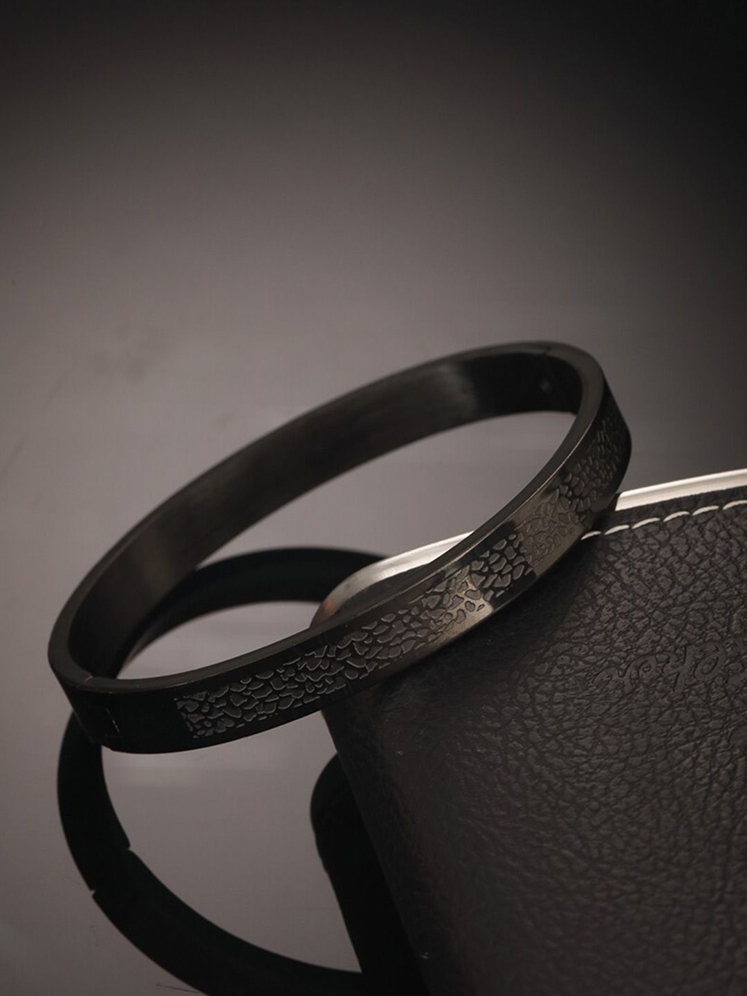 Jazz and Sizzle Men Stainless Steel Textured Kada Bracelet-image-23