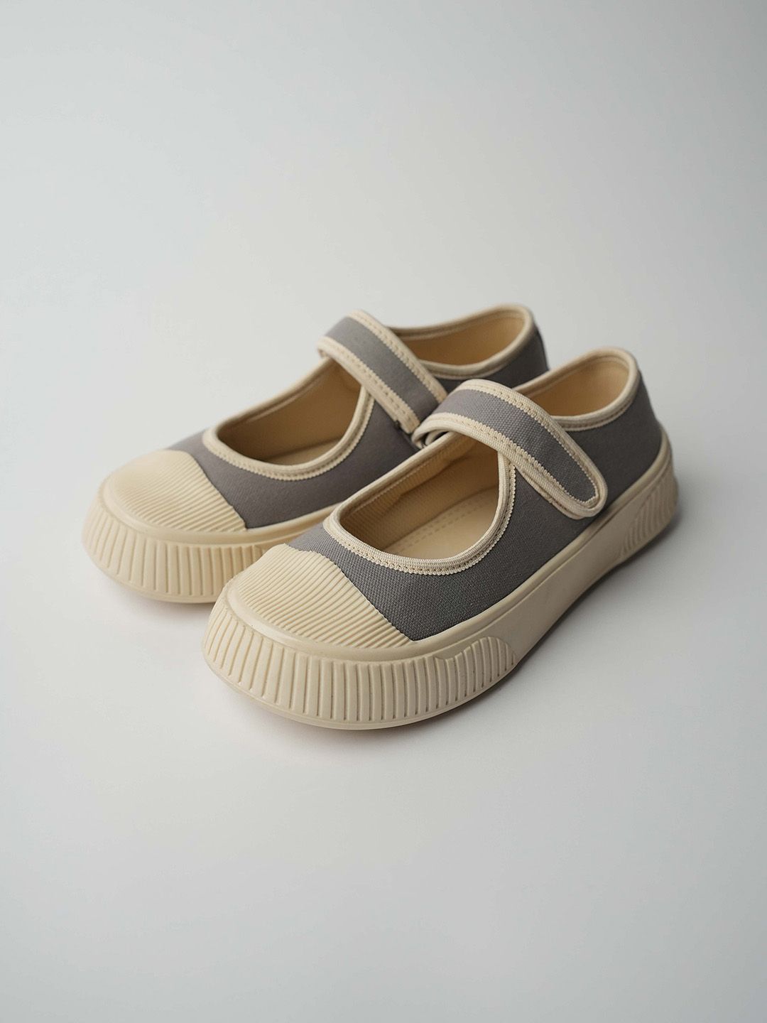 Theater Apparel Women Colourblocked Canvas Sneakers-picture-33