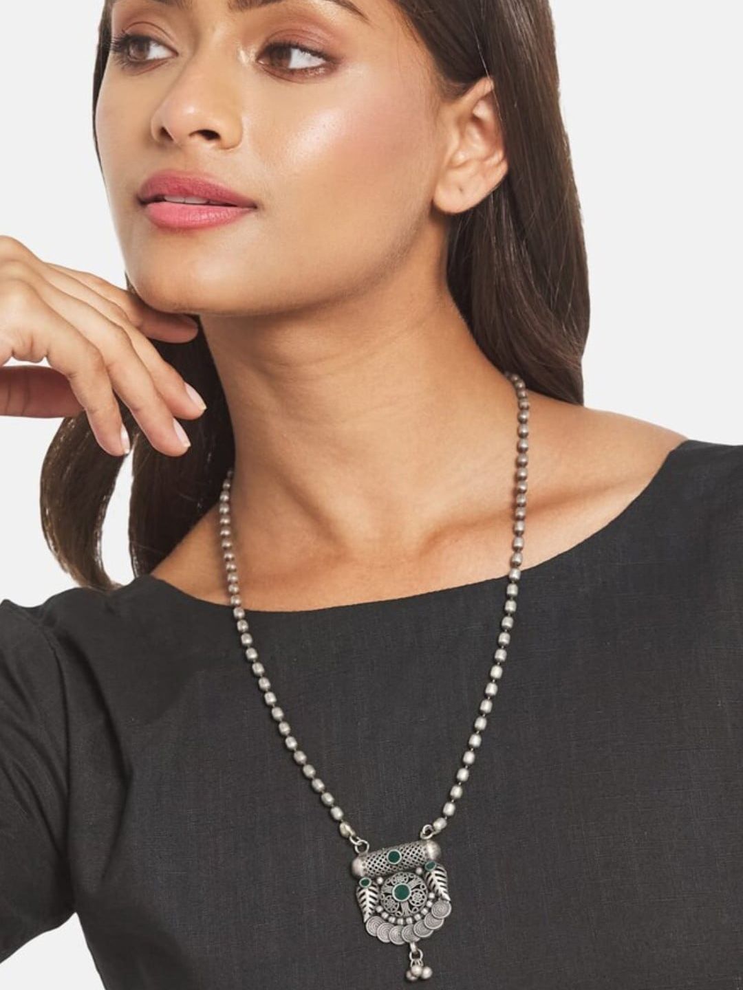 ATIBELLE Silver-Plated Stone-Studded & Beaded Jewellery Set