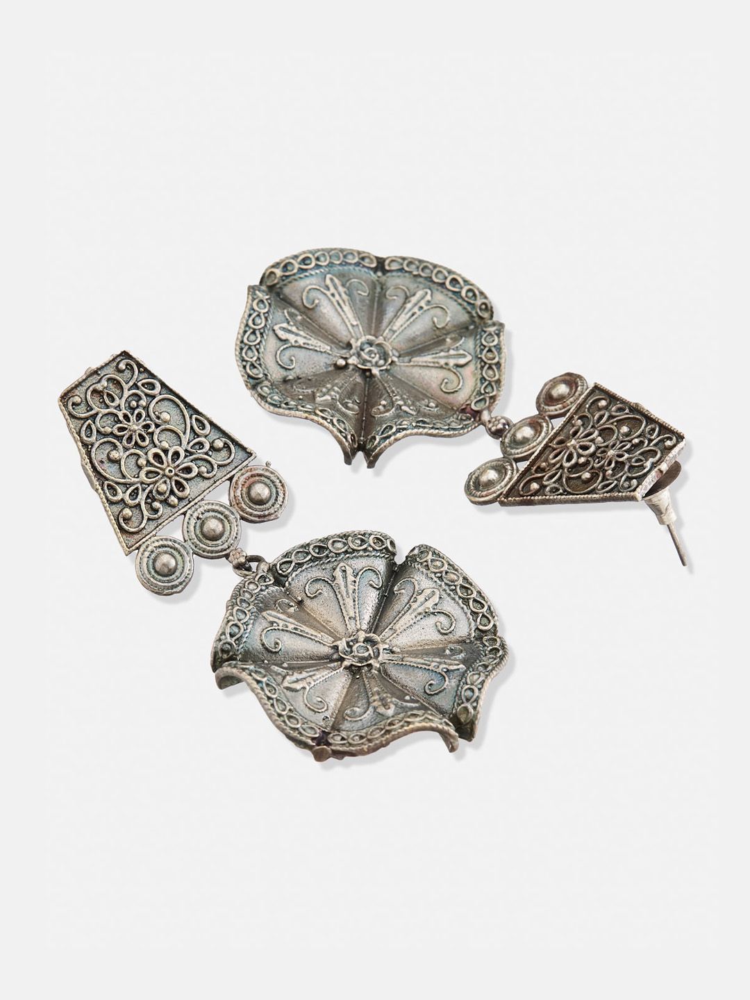ATIBELLE German Silver-Plated Stone-Studded Floral Shaped Necklace & Earrings