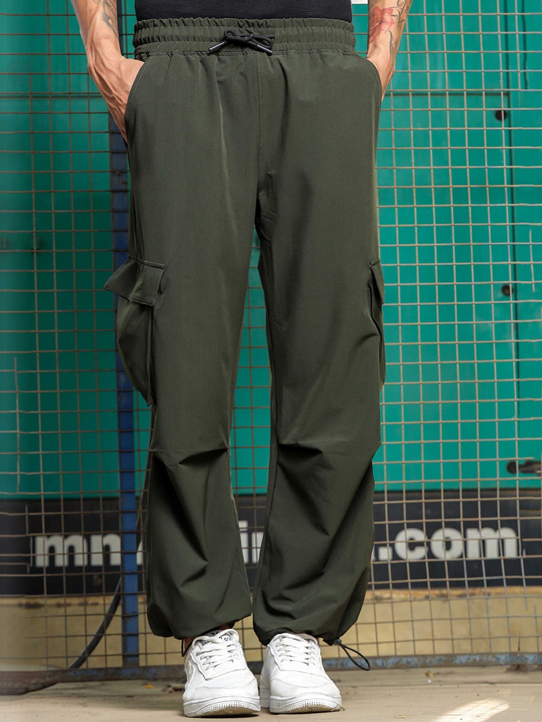 House of Koala Unisex Mid-Rise Dry-Fit Parachute Cargo Trousers-picture-31