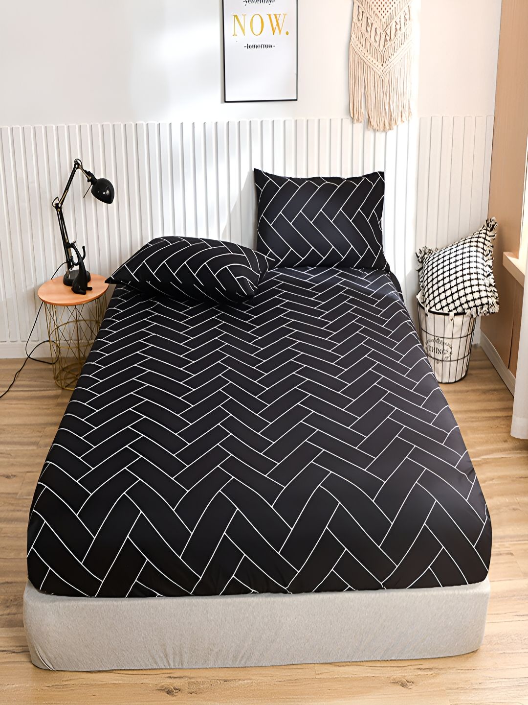 JC HOME Black & White Geometric Fitted 140 TC Single Bedsheet with 1 Pillow Covers-picture-30