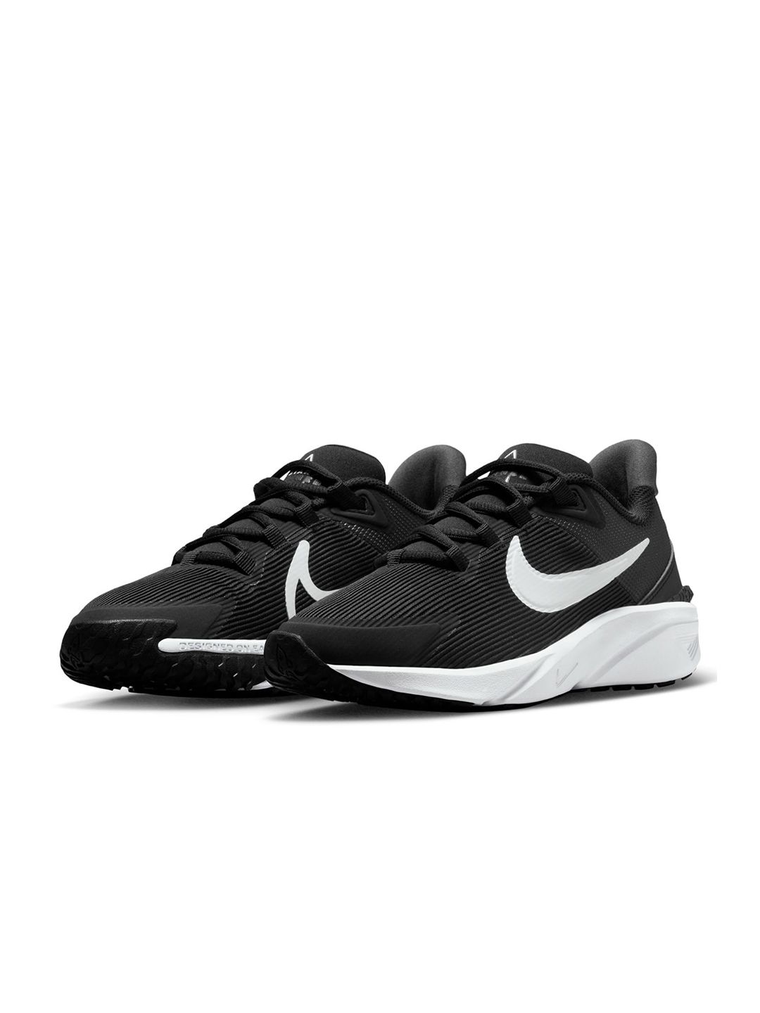 Nike Star Runner 4 Older Kids' Road Running Shoes-image-30