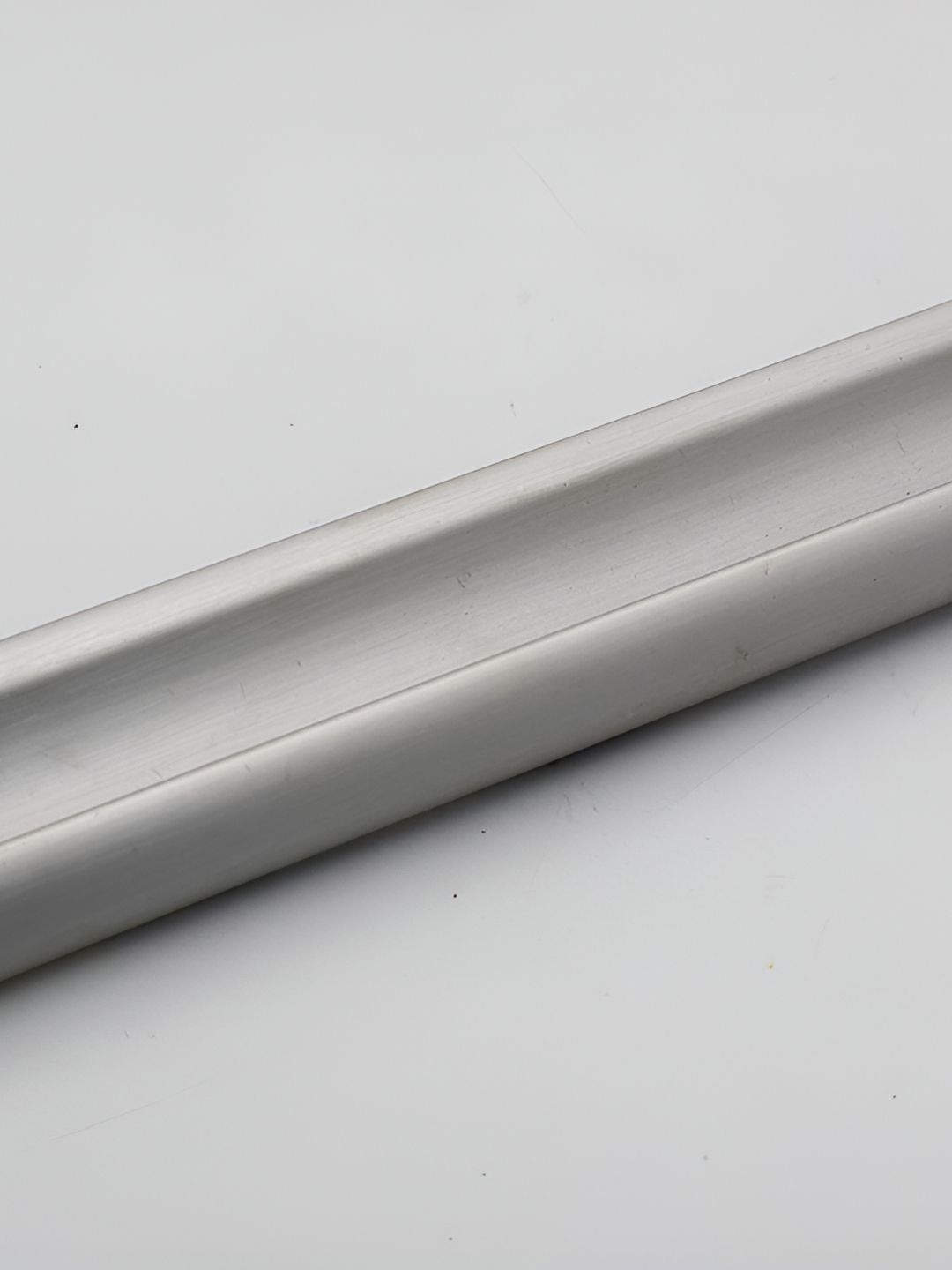 Rab Silver-Toned Glossy Finish Aluminium  Cabinet/Drawer Handle-picture-38