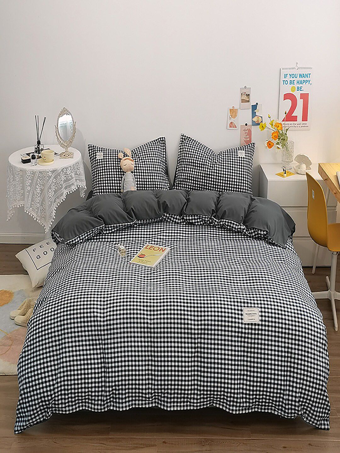 JC HOME Black 4 Pcs Checked Bedding Set-image-28