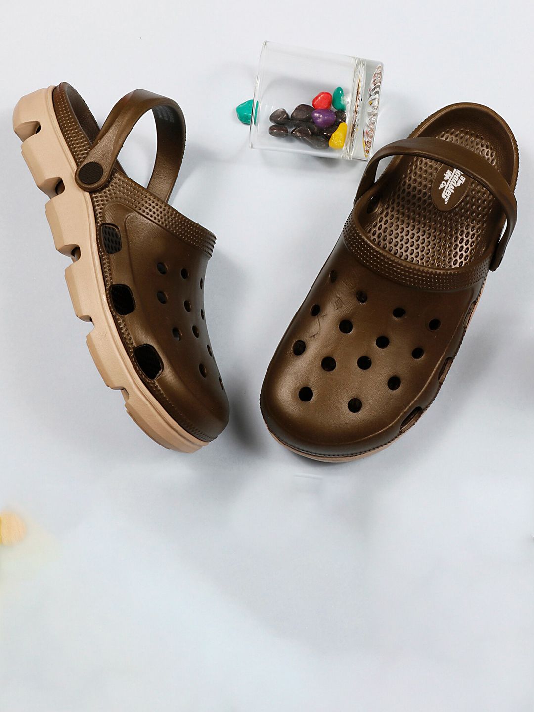 The Roadster Lifestyle Co. Men Beige Self Design Clogs-picture-40