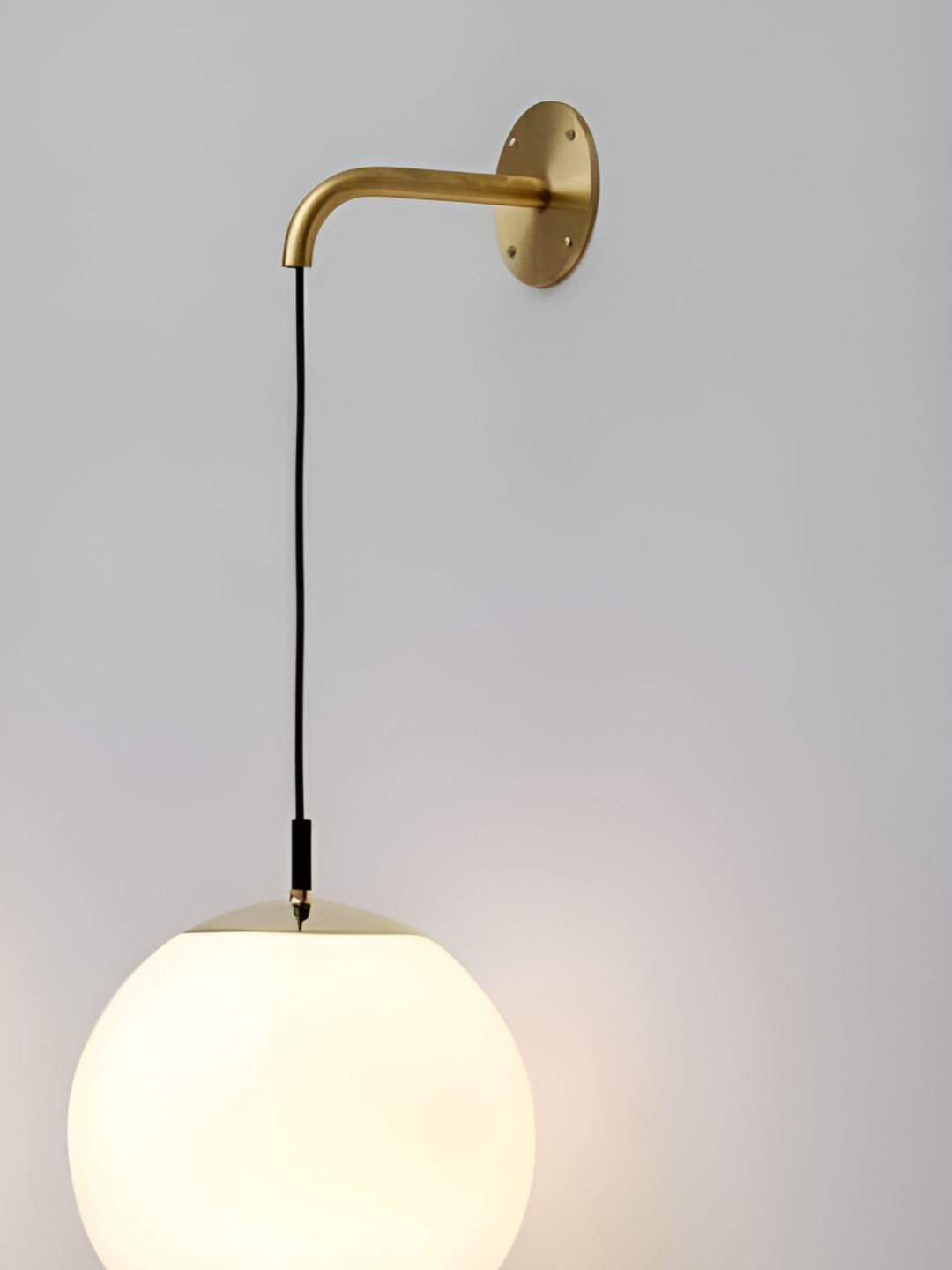 Areezo Gold-Toned Metal Wall Lamp