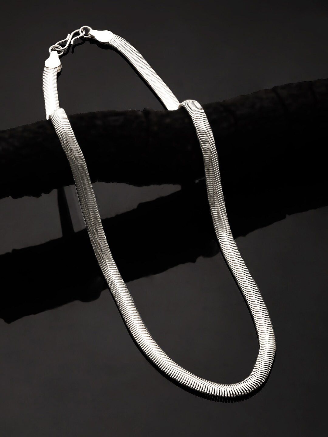 The Roadster Lifestyle Co. Men Textured Chain-picture-24