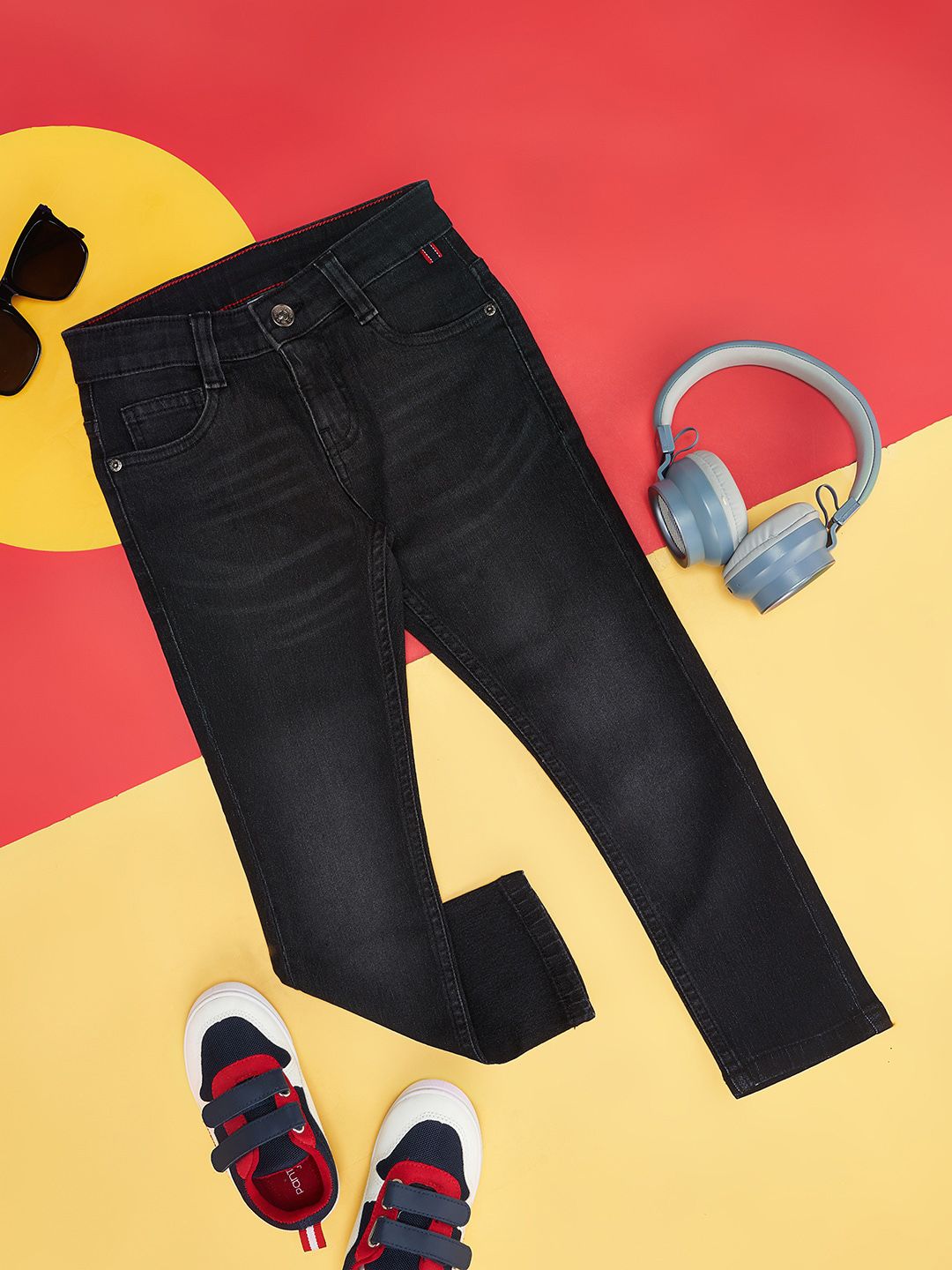 Pantaloons Junior Boys Clean Look Light Fade Stretchable Jeans-picture-17