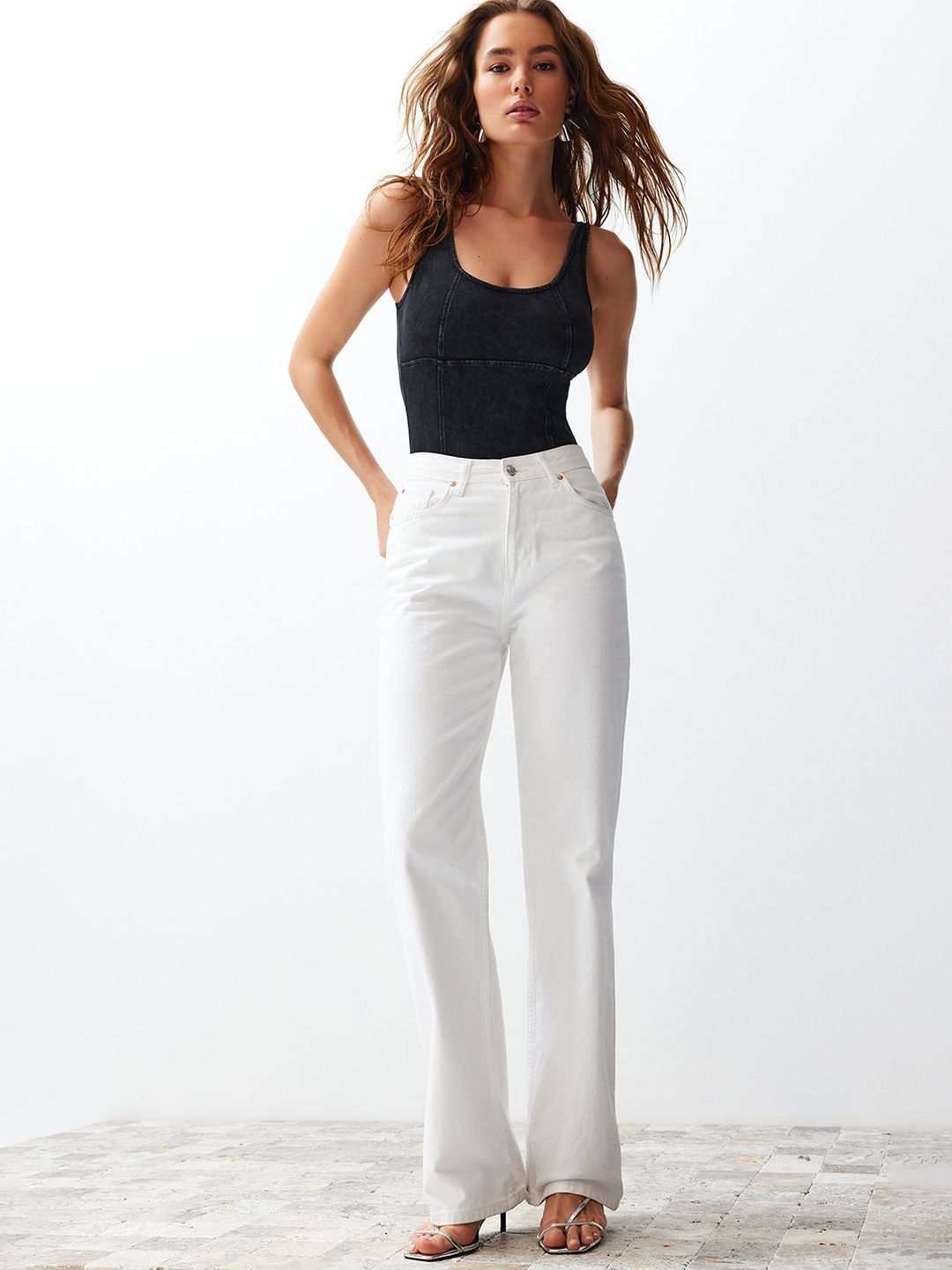 Trendyol Shoulder Straps Bodysuit-picture-17