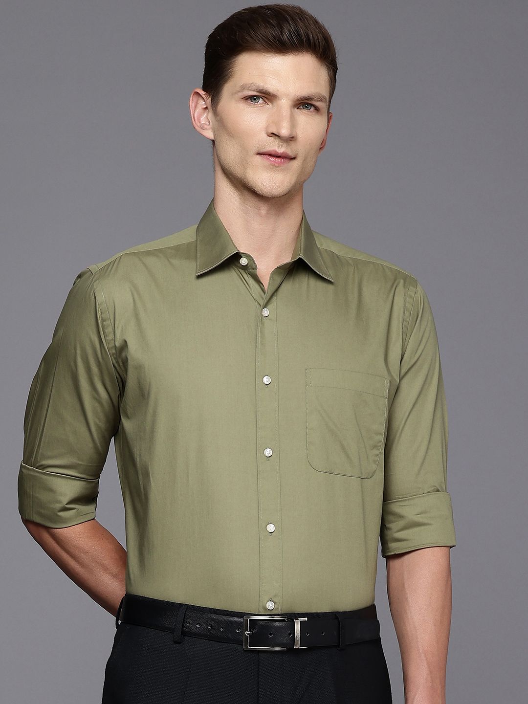Raymond Pure Cotton Solid Formal Shirt