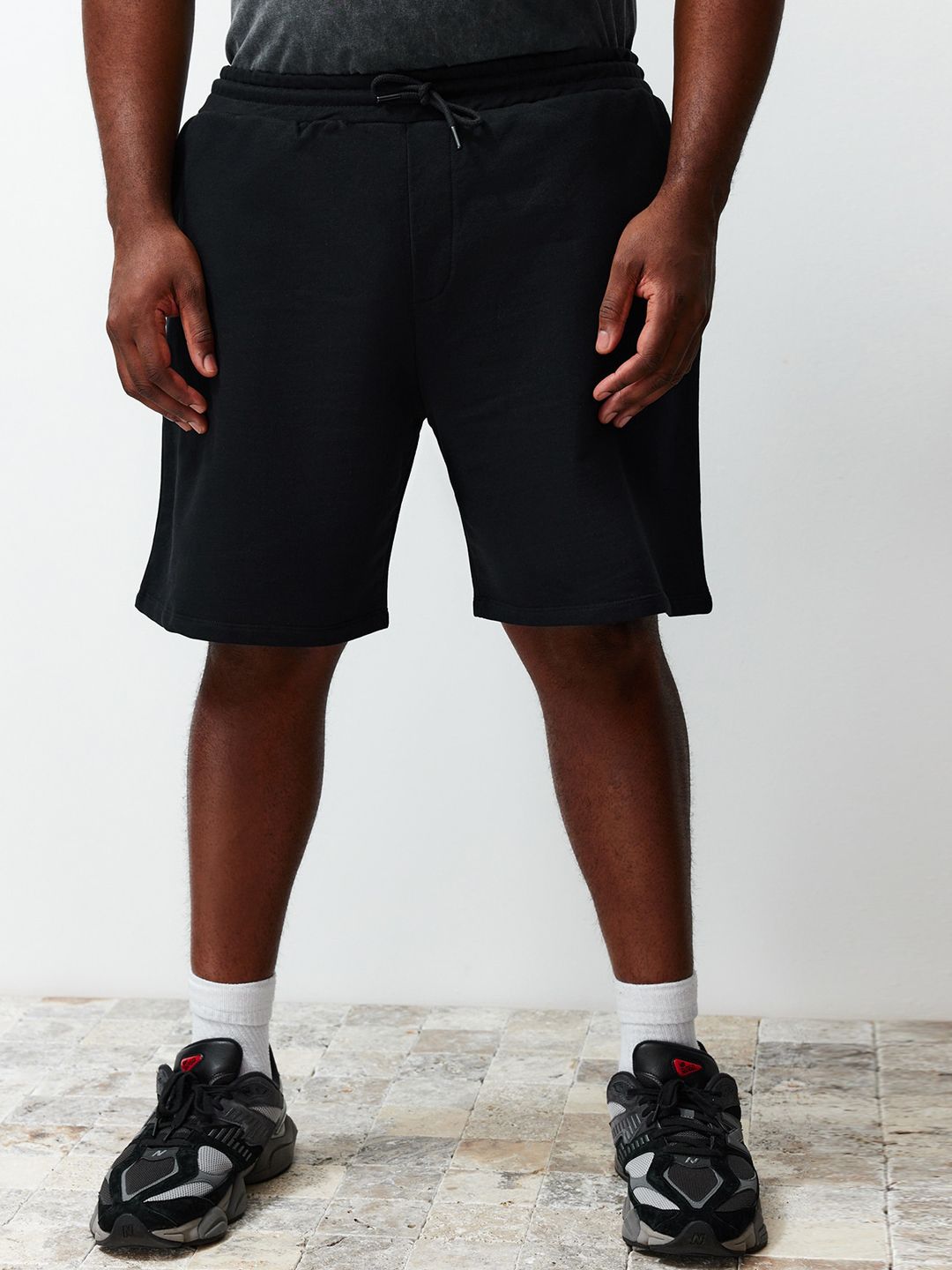 Trendyol Men Mid-Rise Cotton Regular Fit Shorts-picture-37