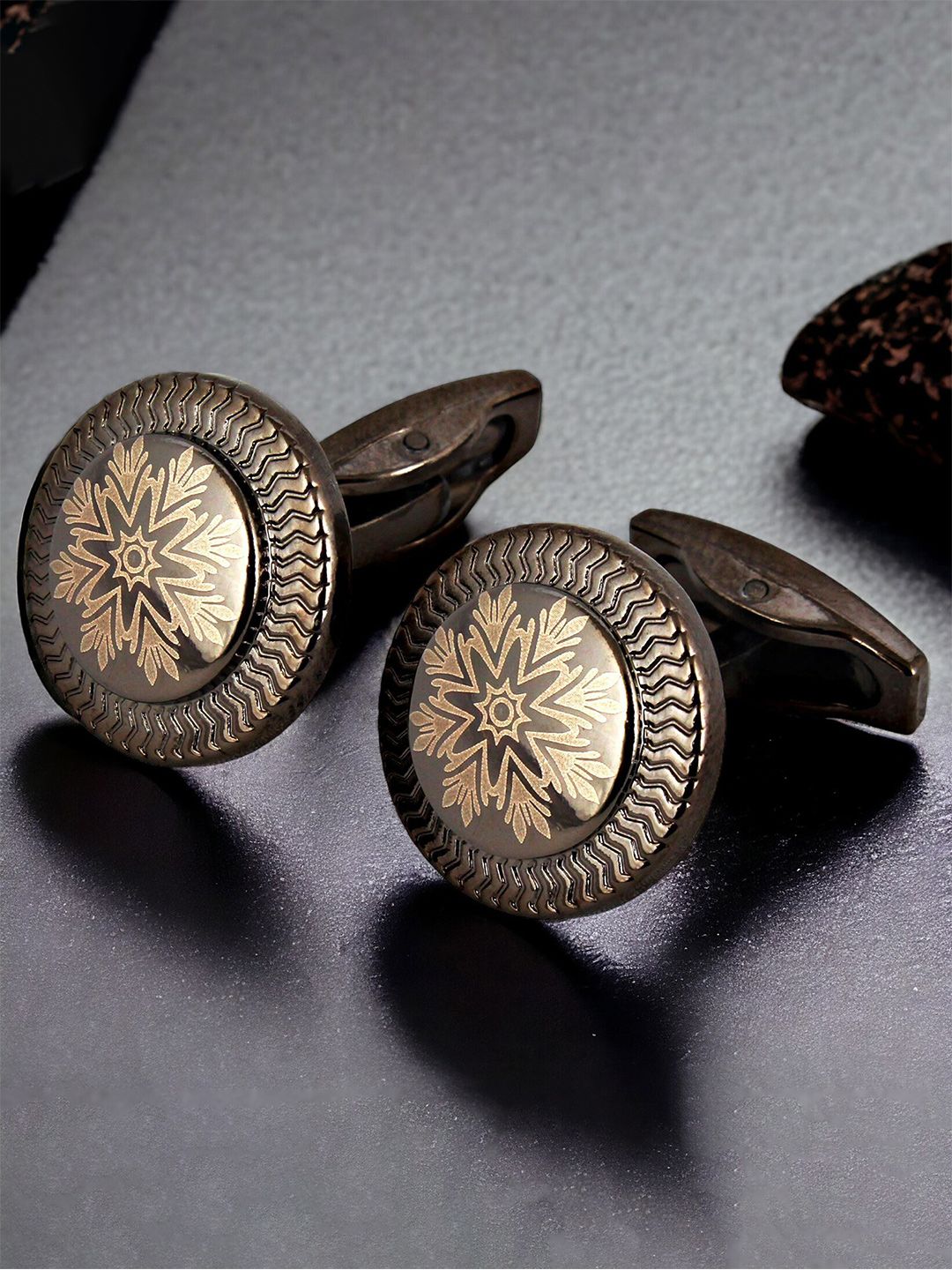 LUCKY JEWELLERY Silver Plated Textured Round Blazer Cufflinks-picture-21
