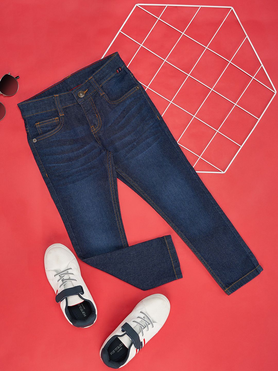 Pantaloons Junior Boys Clean Look Light Fade Stretchable Jeans-picture-15