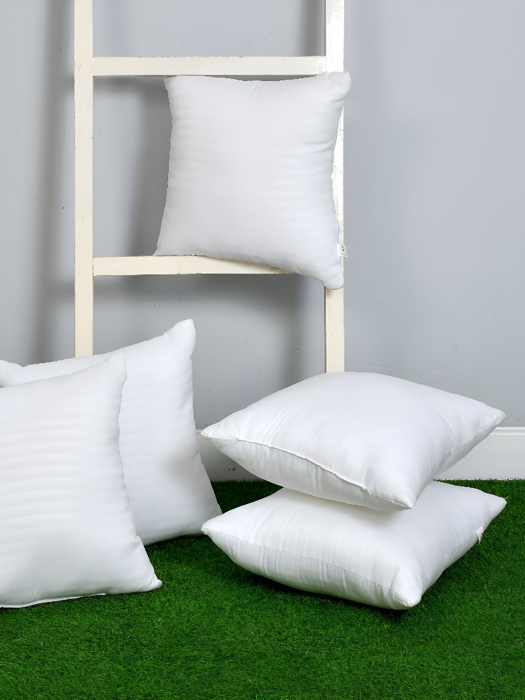 UrbanArts White 5 Pieces Striped Square Filled Cushions-picture-15