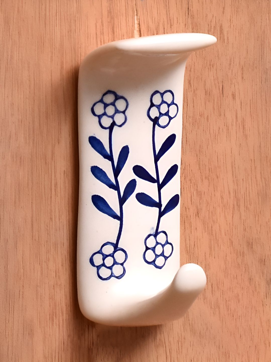 Indianshelf White & Blue Floral Printed Ceramic Wall Hook Key Holder-image-22