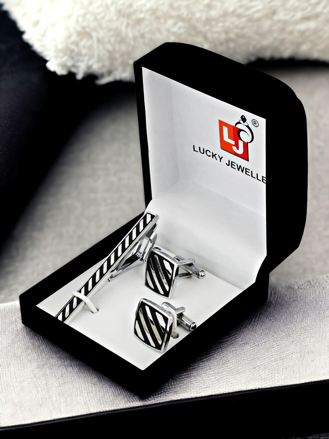 LUCKY JEWELLERY Geometric Silver-Plated Cufflink-picture-34