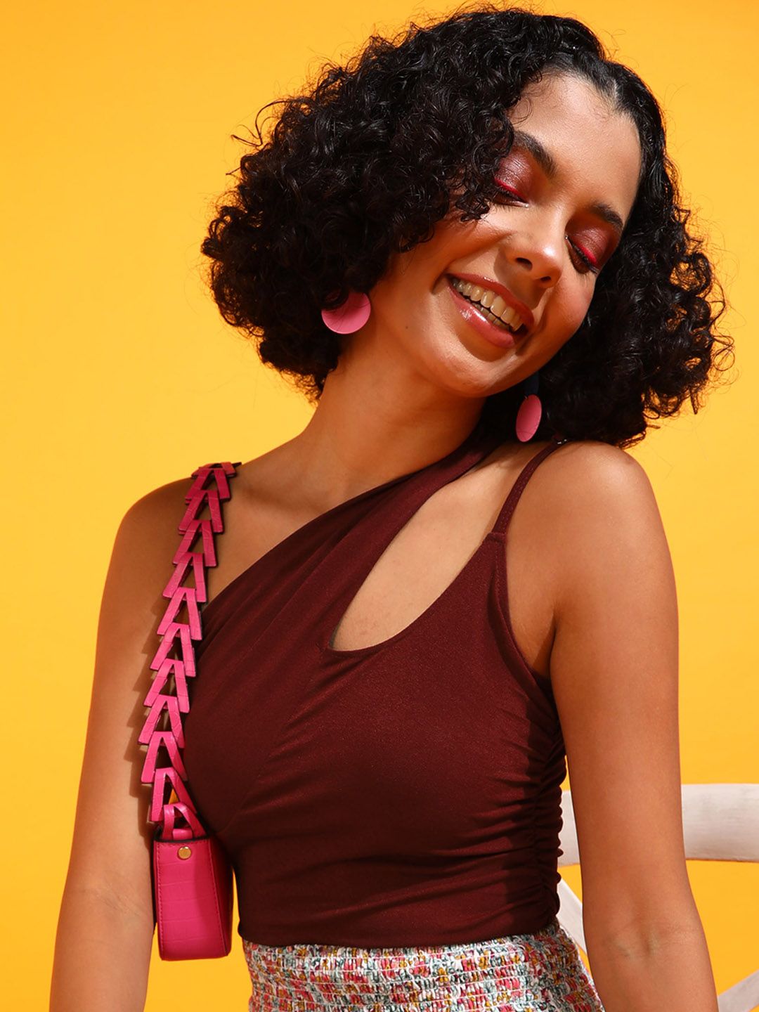 Veni Vidi Vici Maroon Strappy One Shoulder Slim-Fit Bodysuit