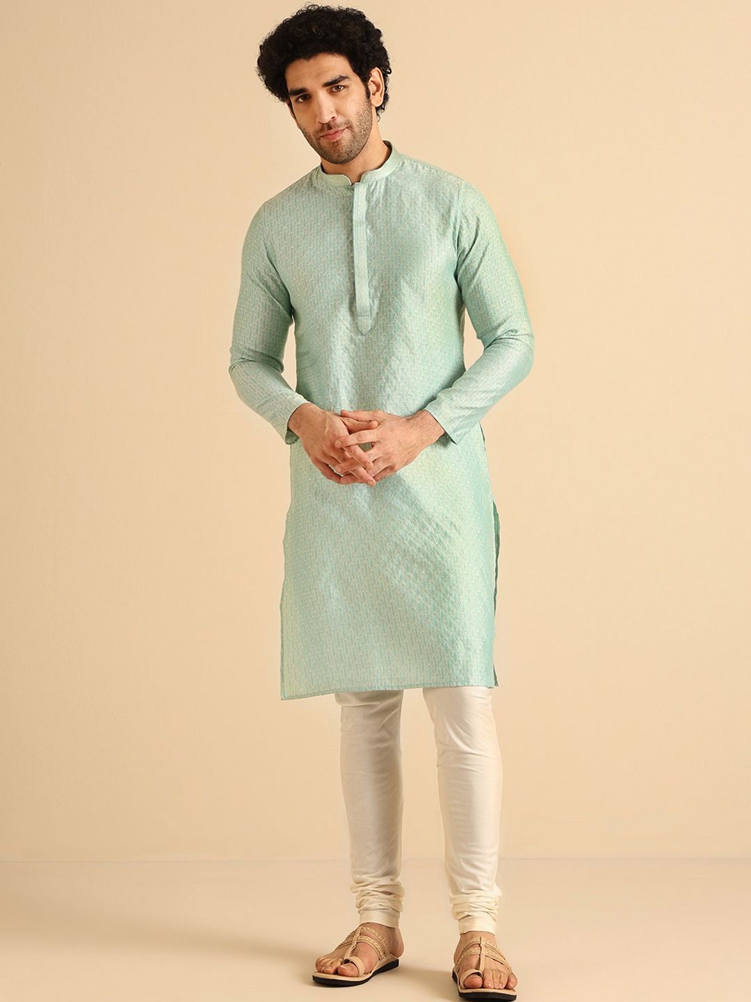 KISAH Abstract Embroidered Mandarin Collar Thread Work Kurta with Churidar