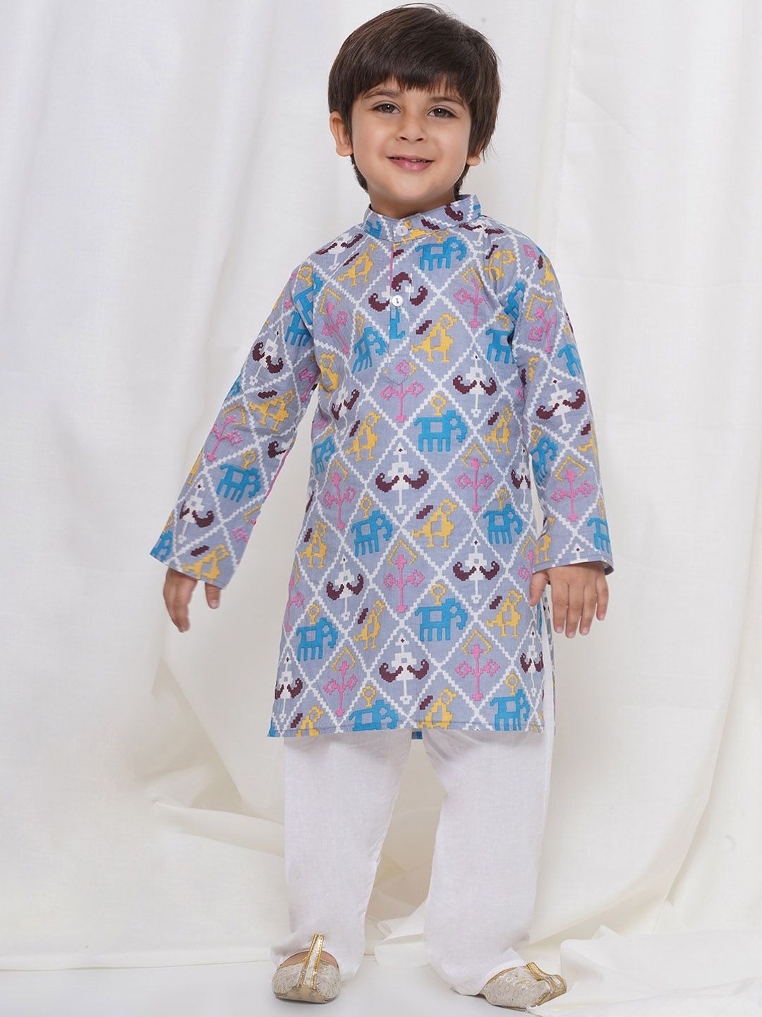 Aj DEZInES Boys Ethnic Motifs Printed Regular Pure Cotton Kurta with Pyjamas-picture-43