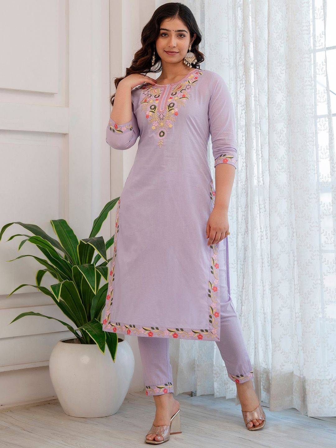 Women Floral embroidered v_neck Pure Cotton Kurta trouser & Dupatta Set
