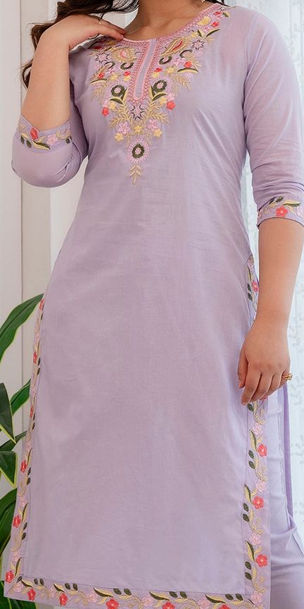 Women Floral printed red round_neck cotton Kurta set With Trouser & Dupatta main image 1