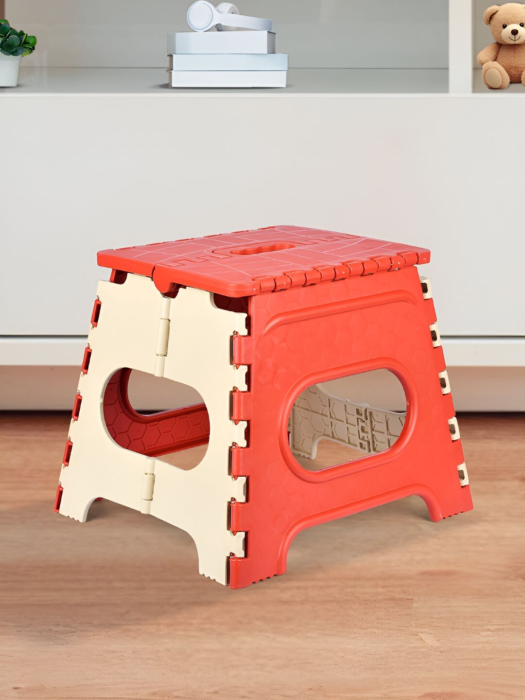 Kuber Industries Cream-Coloured & Red Collapsible Outdoor Stool