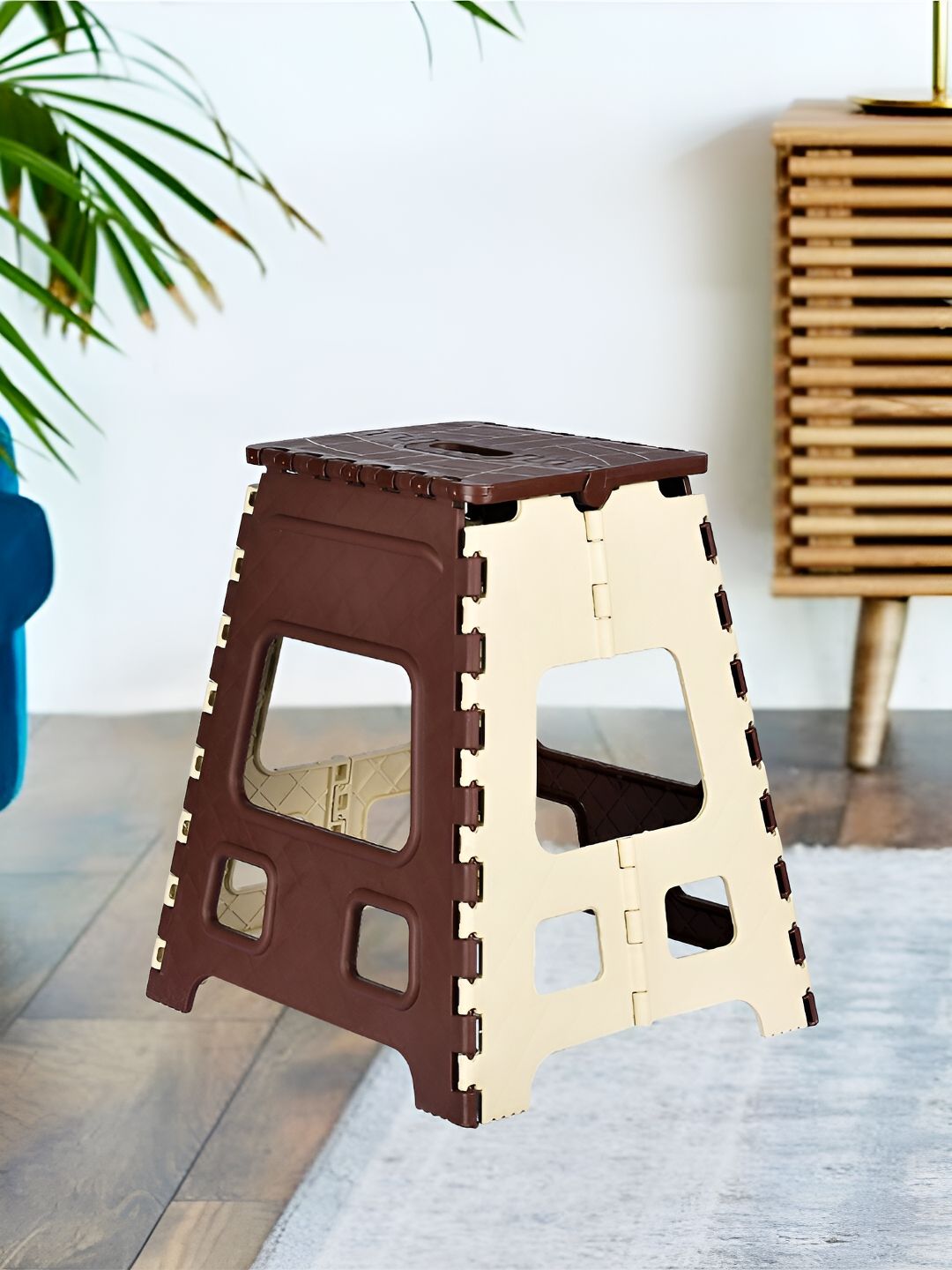 Kuber Industries Cream-Coloured & Brown Plastic Step Stool