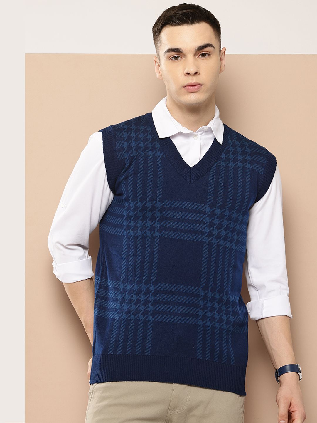 INVICTUS Men Houndstooth Acrylic Sweater Vest-picture-23