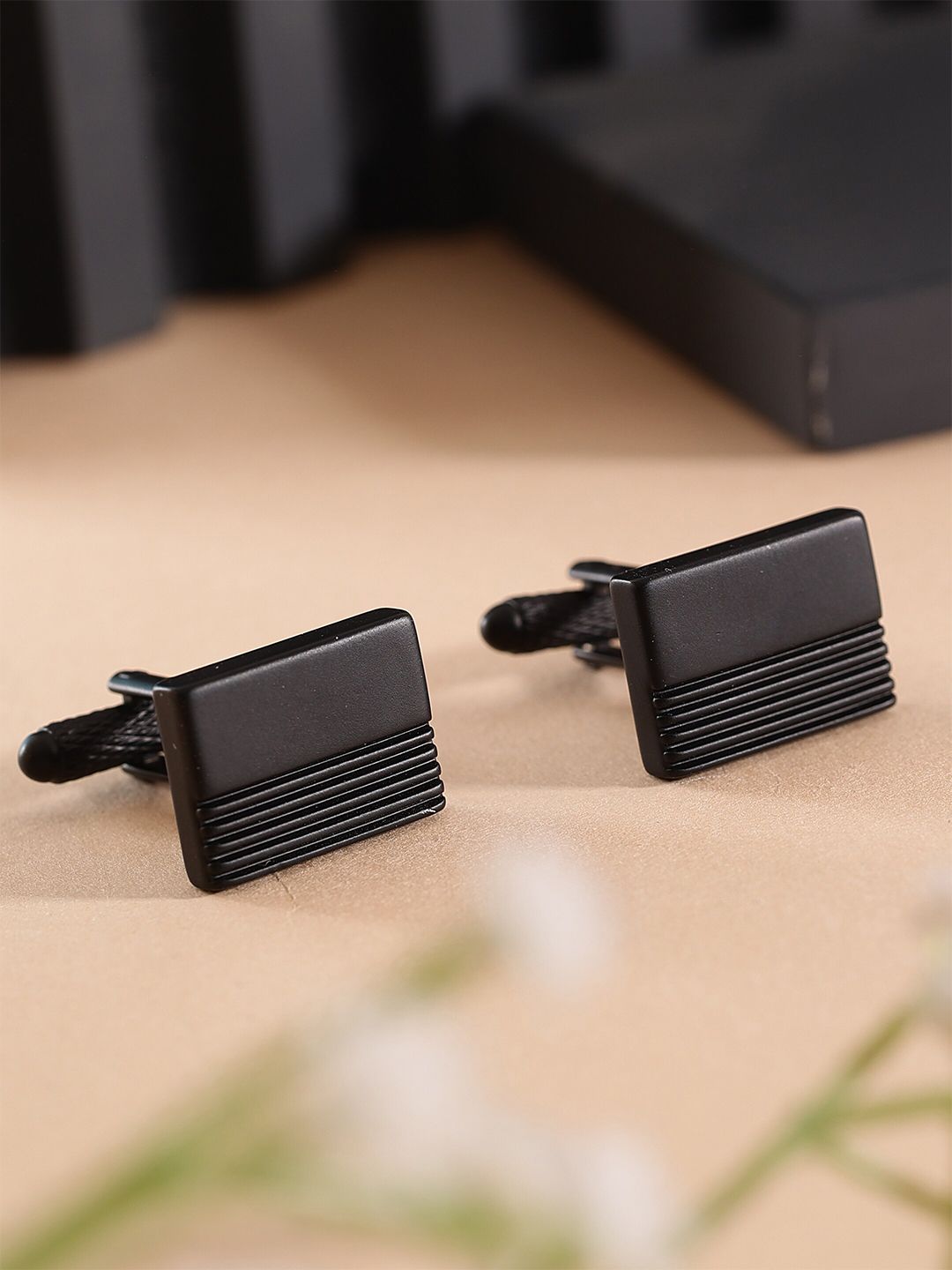 Alvaro Castagnino Metal Striped Rectangle Cufflink-picture-33