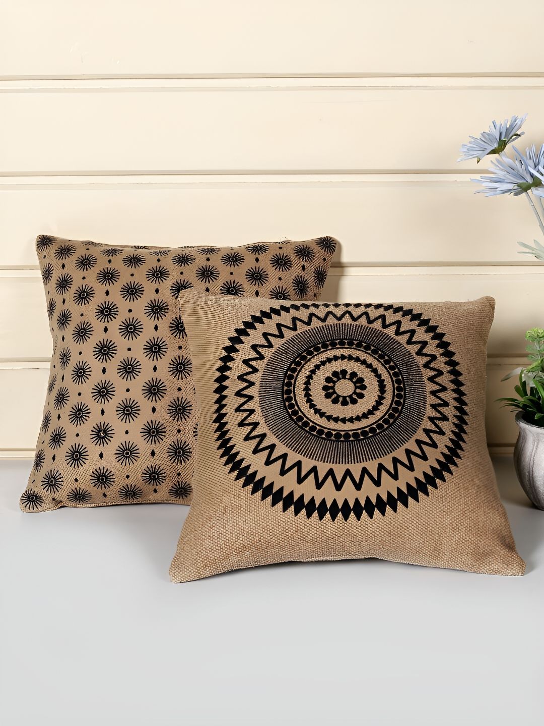 Saral Home Black & Brown 2 Pcs Ethnic Motifs Square Cushion Covers-picture-10