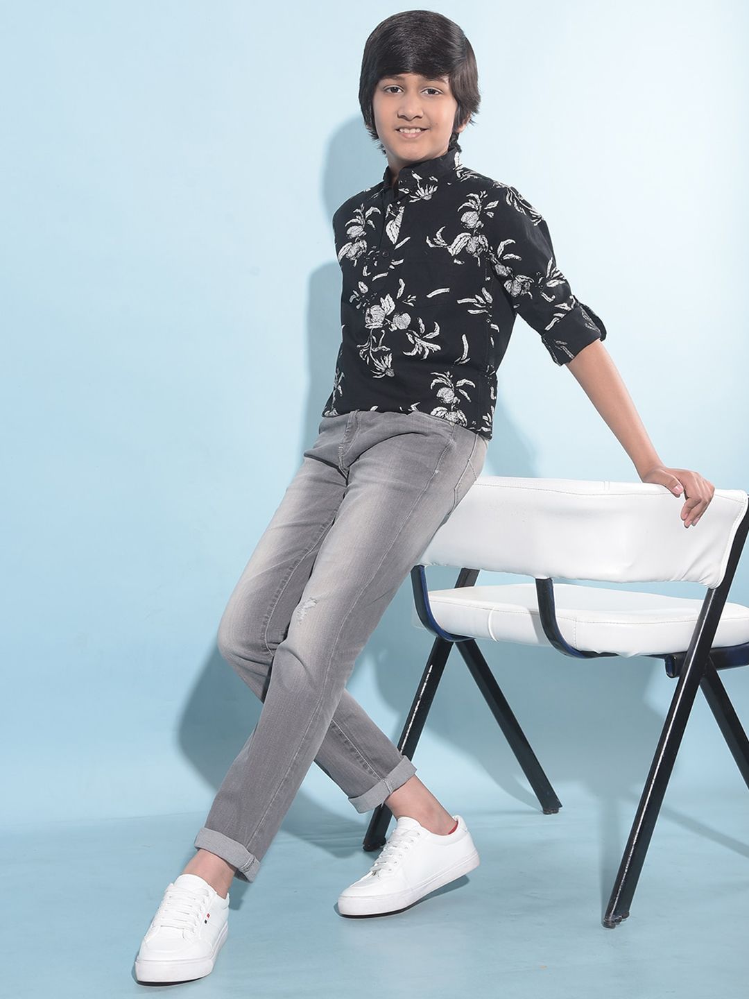 Crimsoune Club Boys Classic Floral Printed Cotton Curved Slim Fit Casual Shirt-picture-24