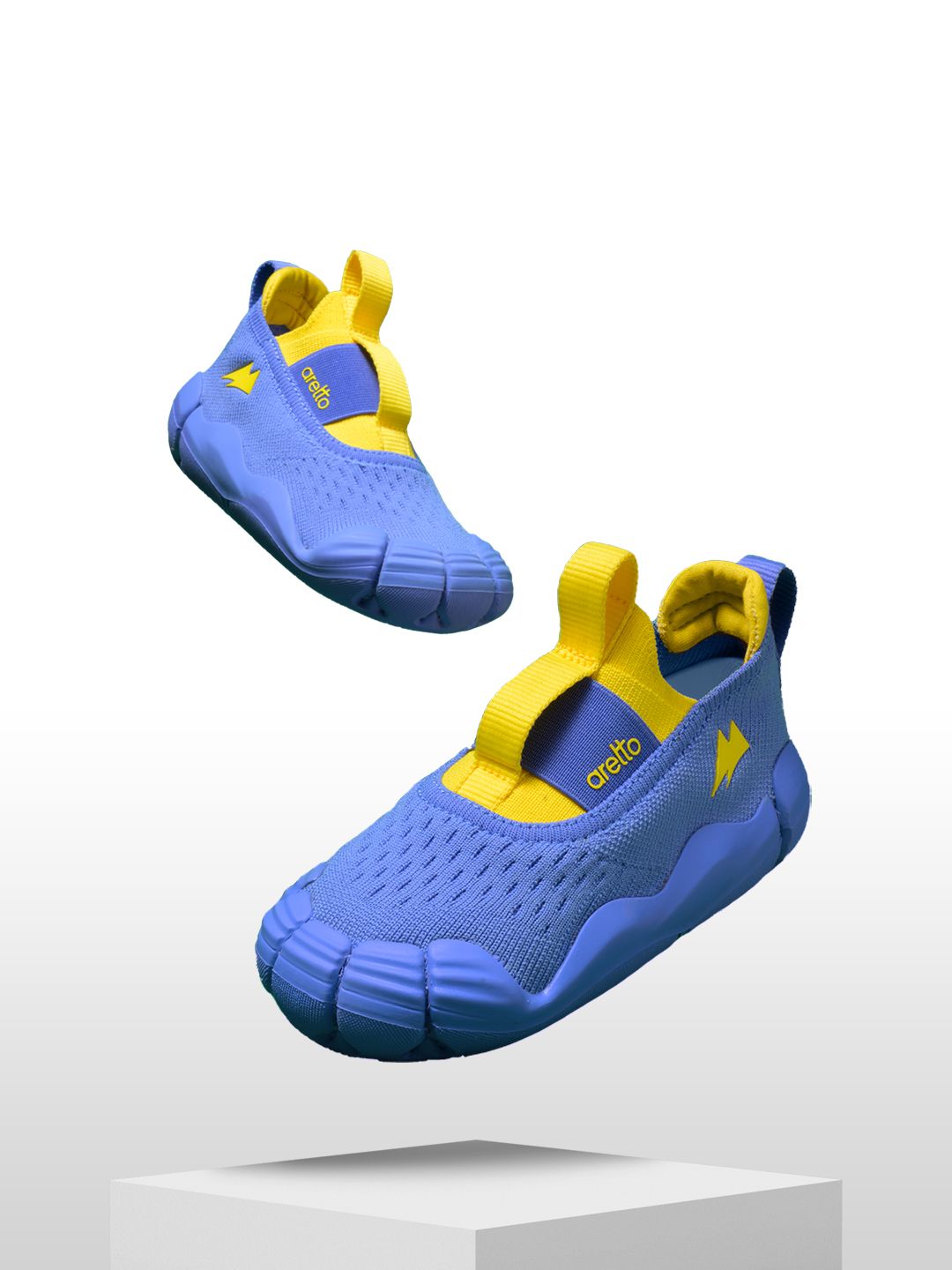 Aretto Kids Colourblocked Slip On Sneakers-image-8