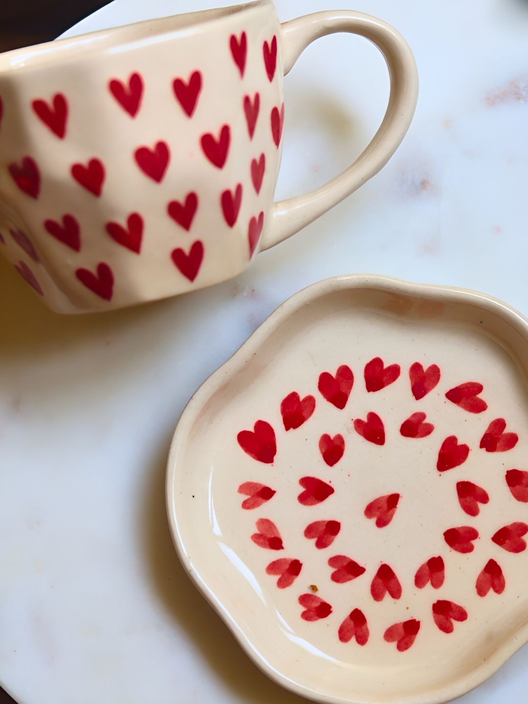 WEAVING HOMES Red & White 2 Pcs Printed Microwave Safe Ceramic Glossy Plates & Mugs-image-42
