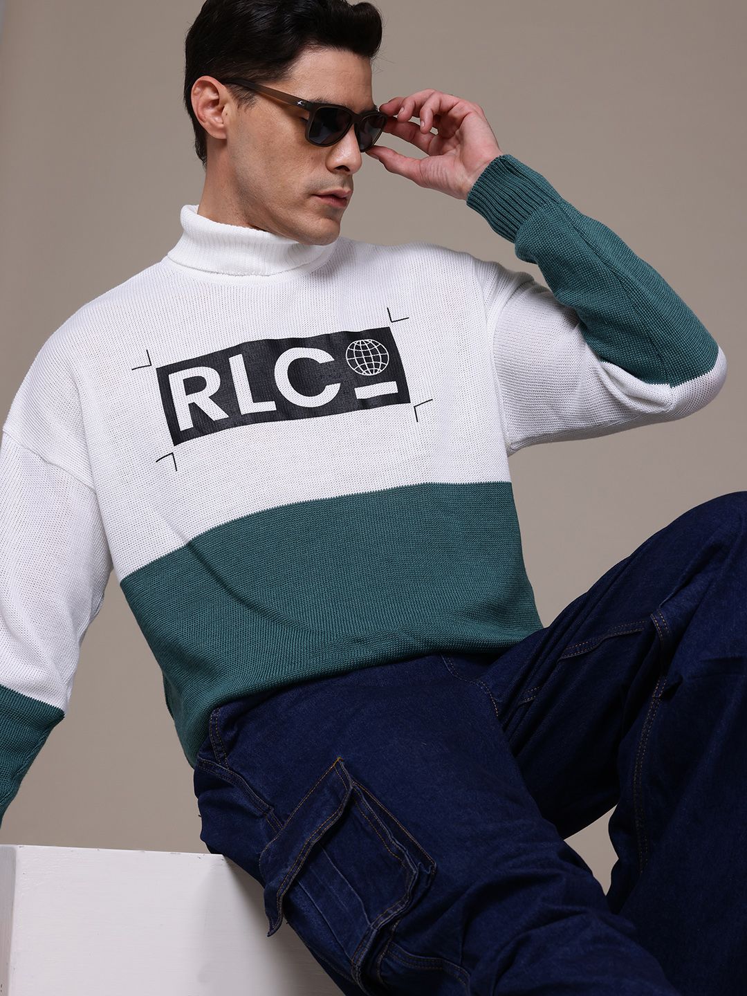 The Roadster Lifestyle Co. Colourblocked Pullover-picture-10