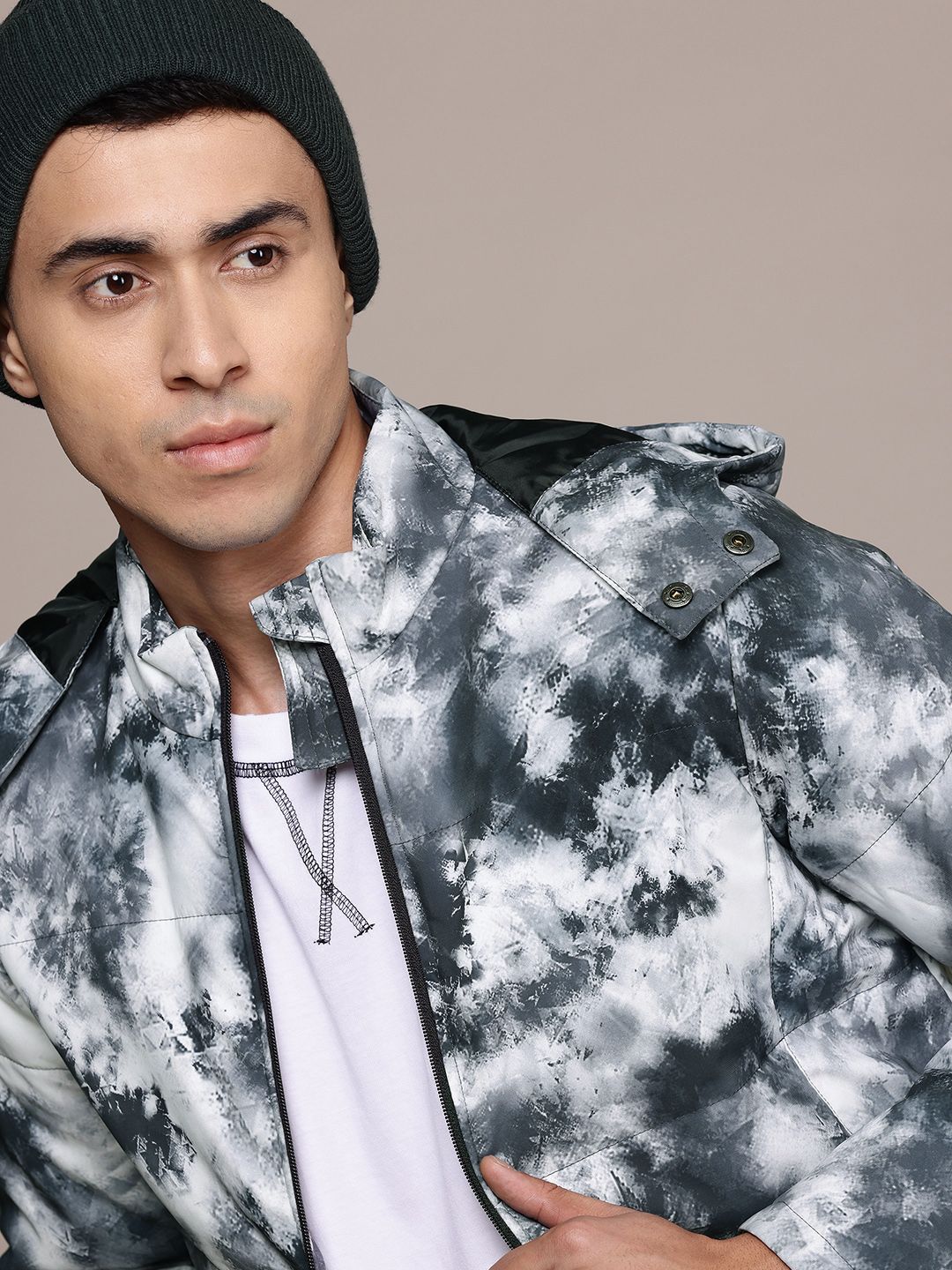 The Roadster Lifestyle Co. Printed Padded Jacket with Hood-picture-10
