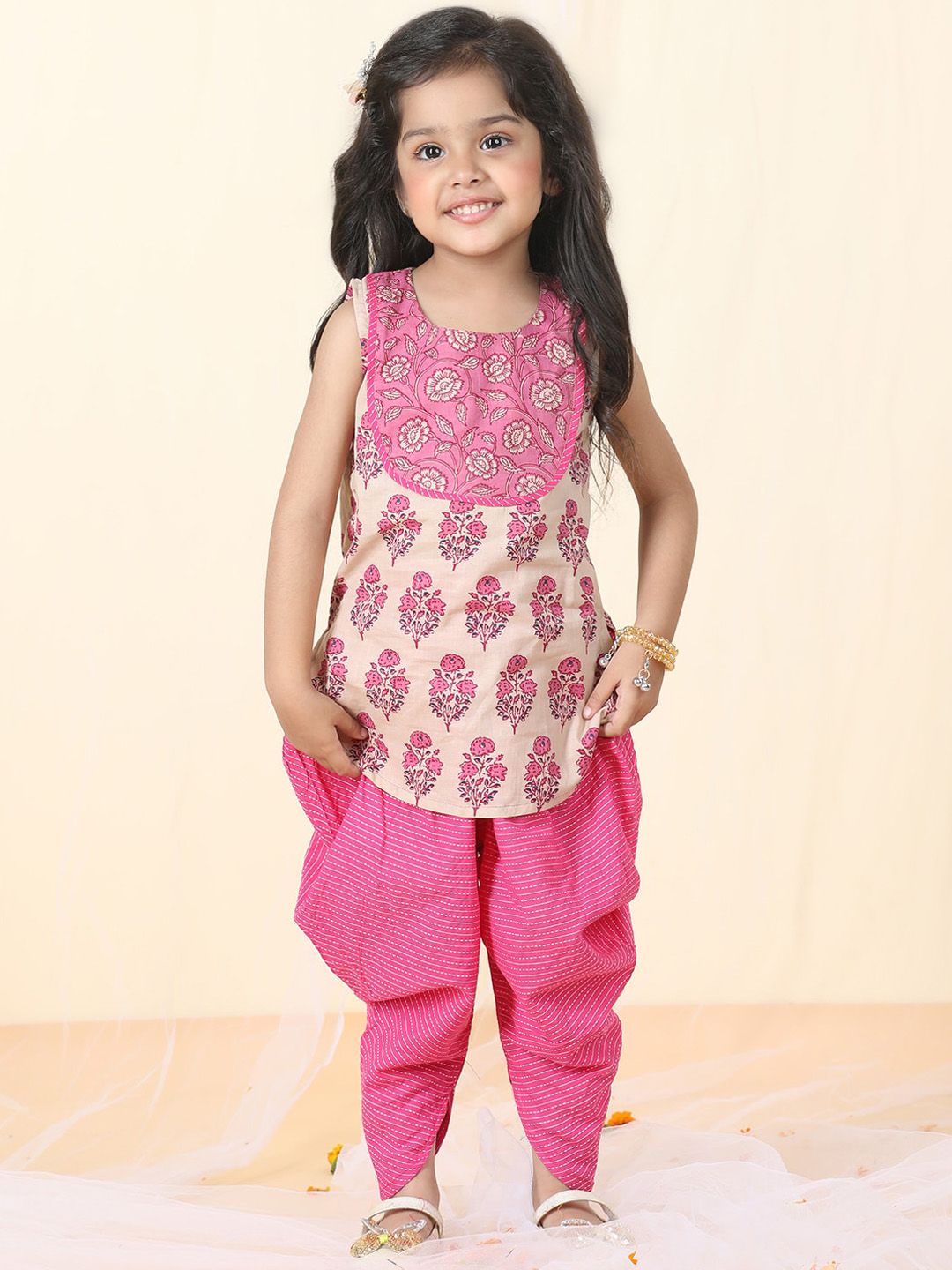 Sangria Girls Pink Floral Printed Pure Cotton Straight Kurta With Dhoti Pant-picture-29