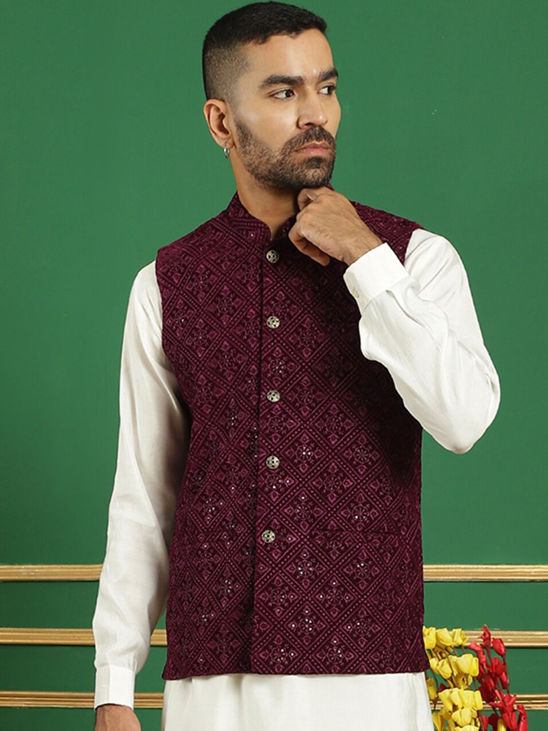 Jompers Sequin Embroidered Mandarin Collar Sleeveless Velvet Nehru Jacket-picture-13
