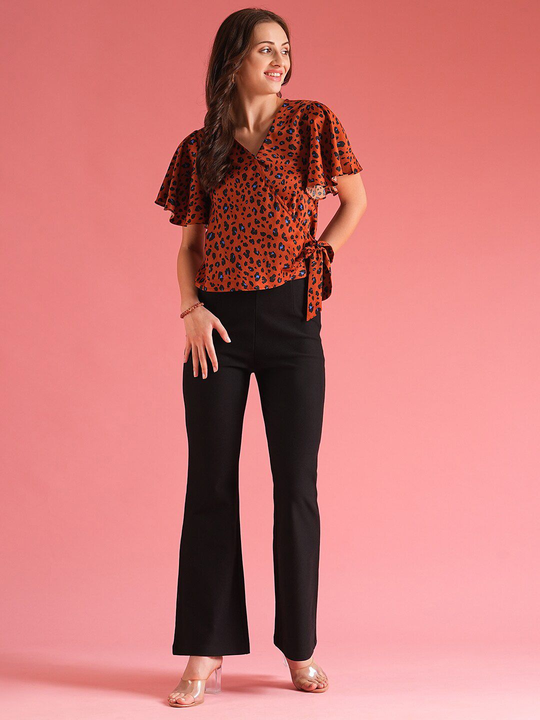 PUFF SLEEVE V NECK ANIMAL TOP