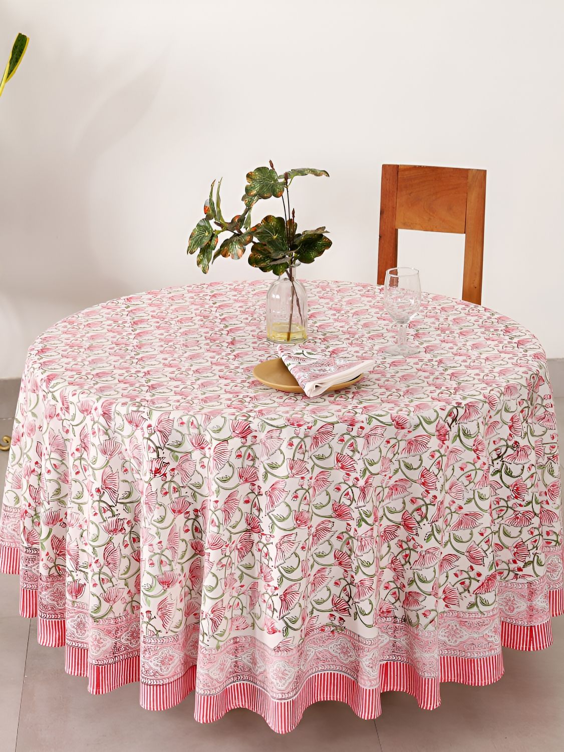 HANDICRAFT PALACE Pink Floral Printed Cotton 4 Seater Round Table Cover With Napkin Set-picture-27