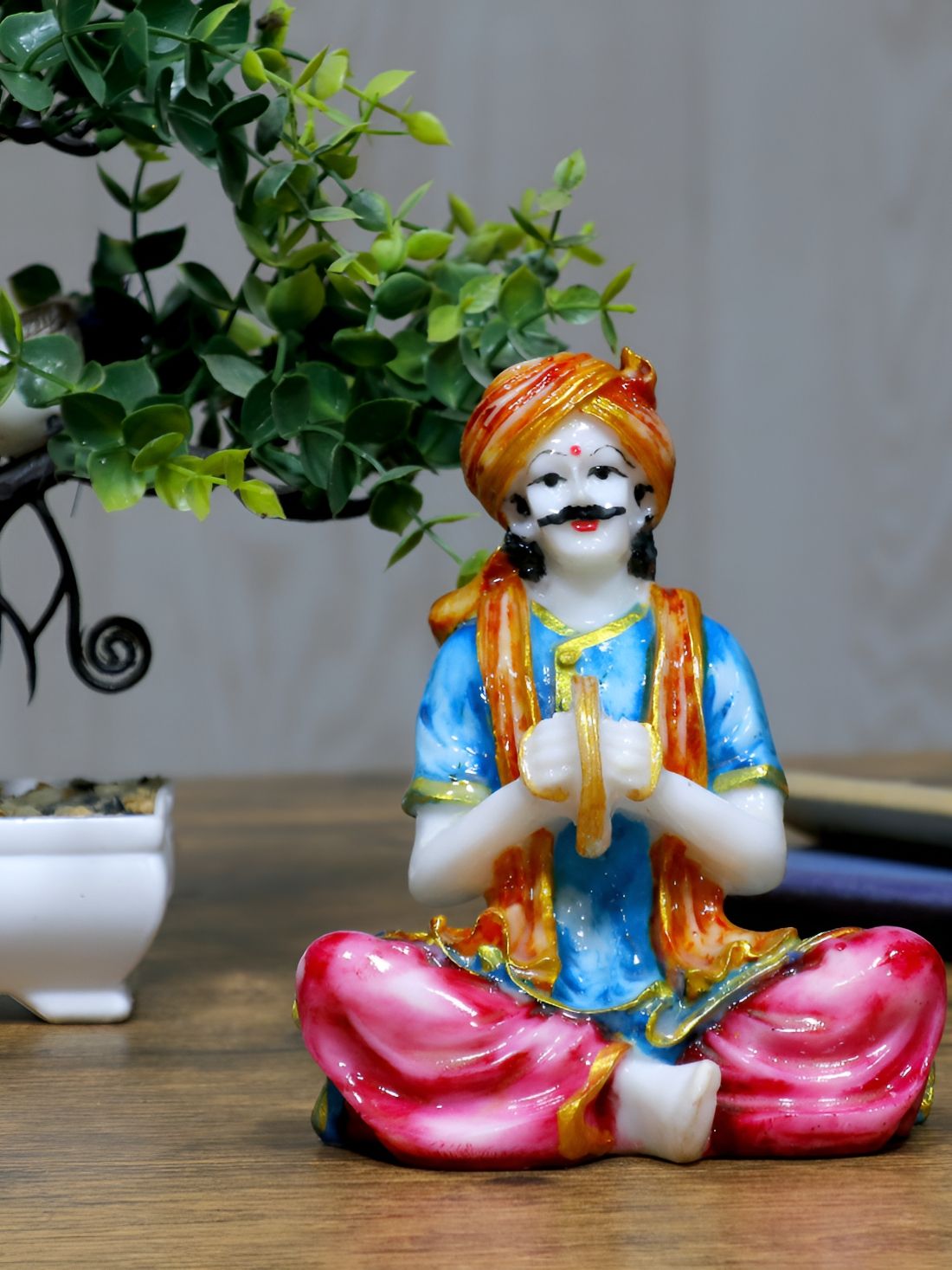 GW CREATIONS White & Blue Figurine Showpiece-picture-31