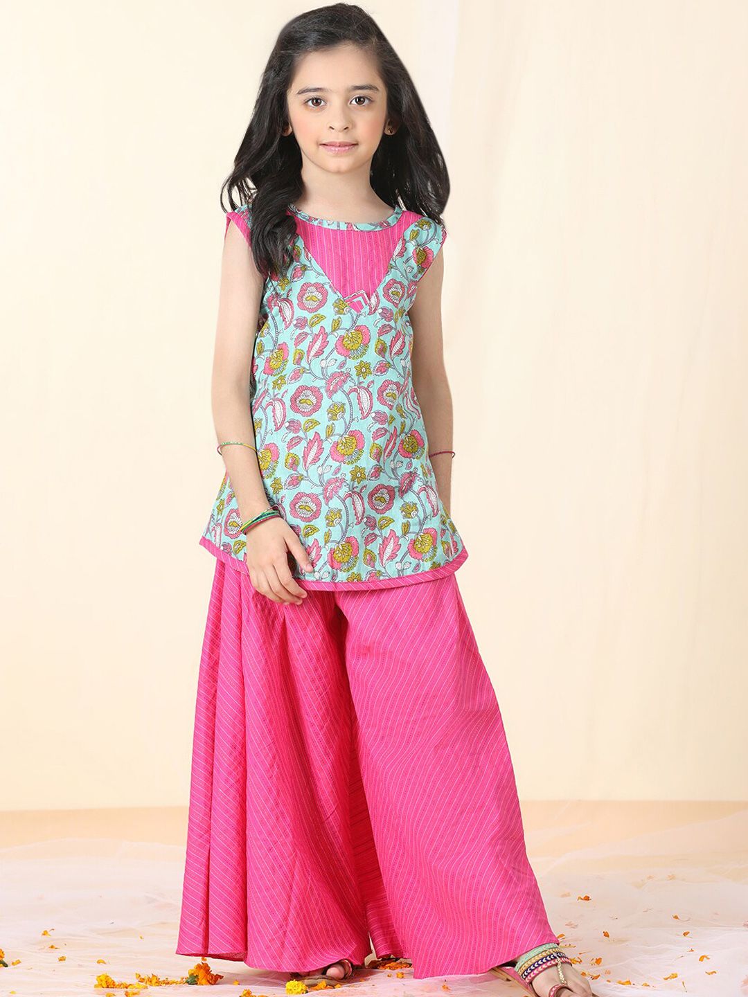 Sangria Girls Floral Printed Pure Cotton Straight Kurti With Palazzo-picture-22