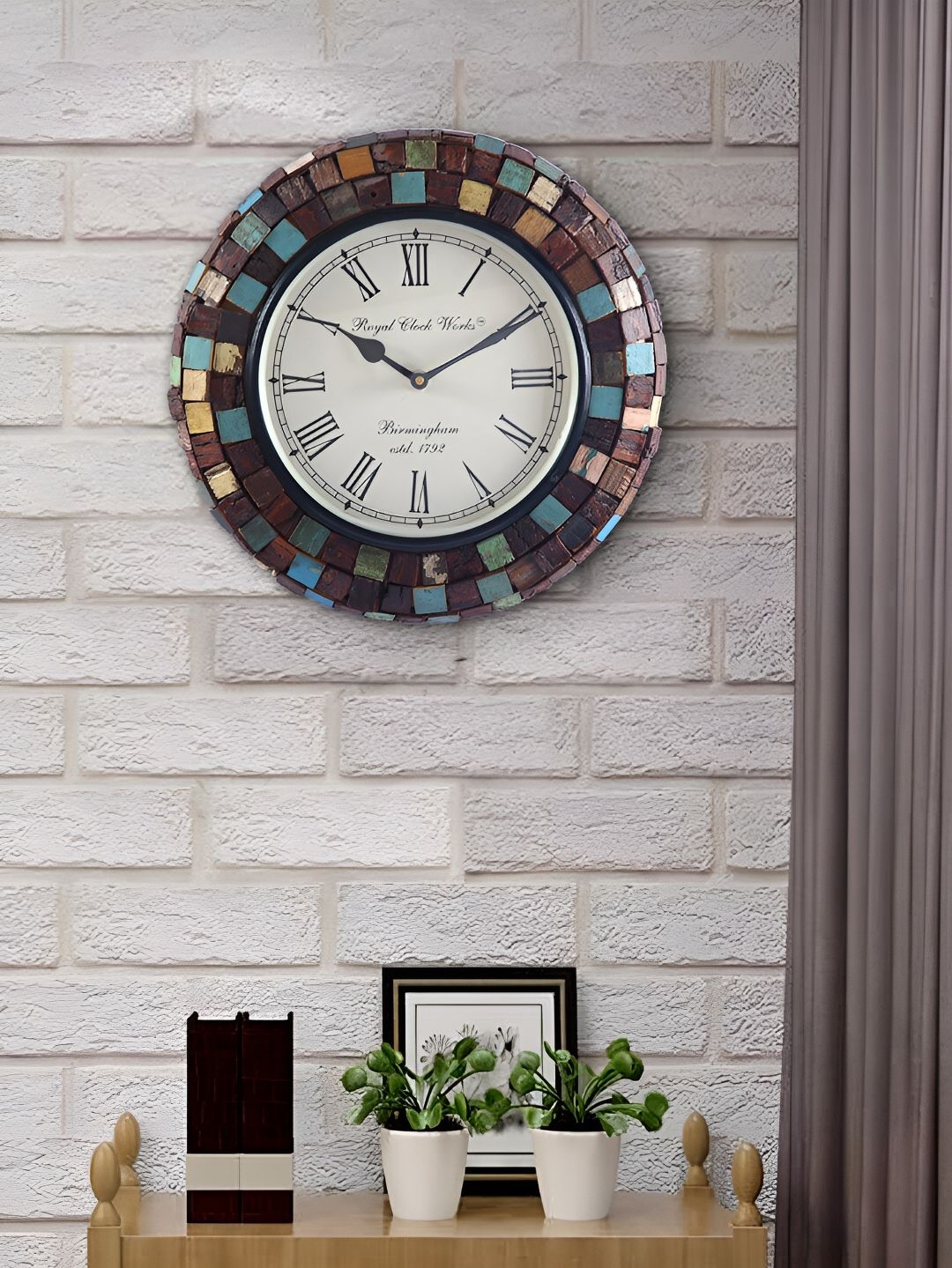 Aura Brown & White Colourblocked Vintage Wall Clock-image-11