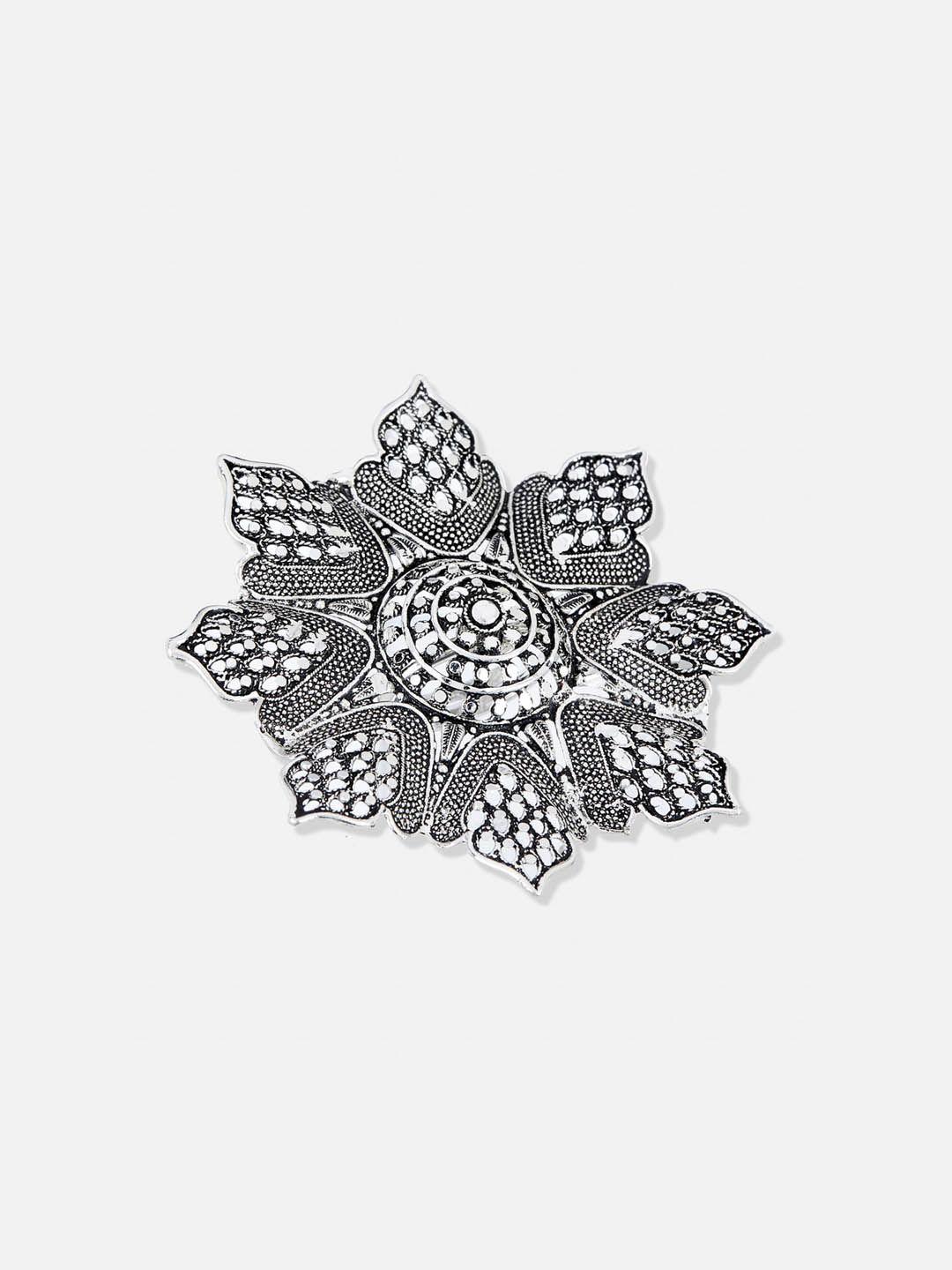 ATIBELLE Silver-Plated Floral Textured Adjustable Finger Ring