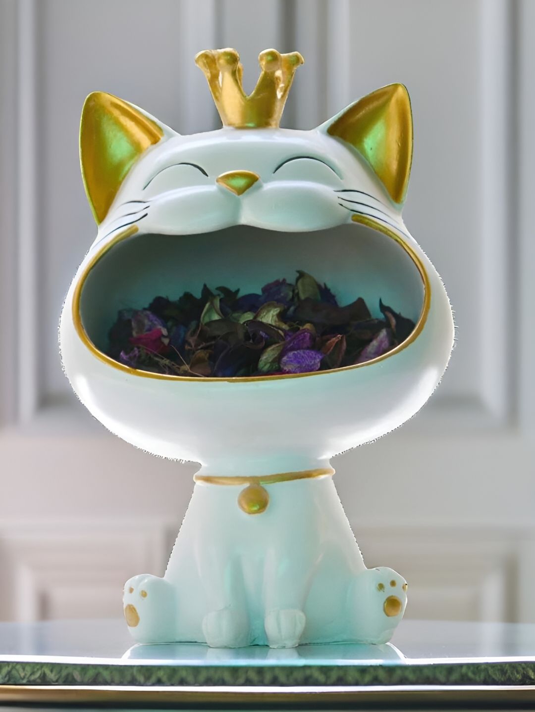 bettergiftflowers White and GoldToned The Crowned Cat Figurine Showpiece-picture-22