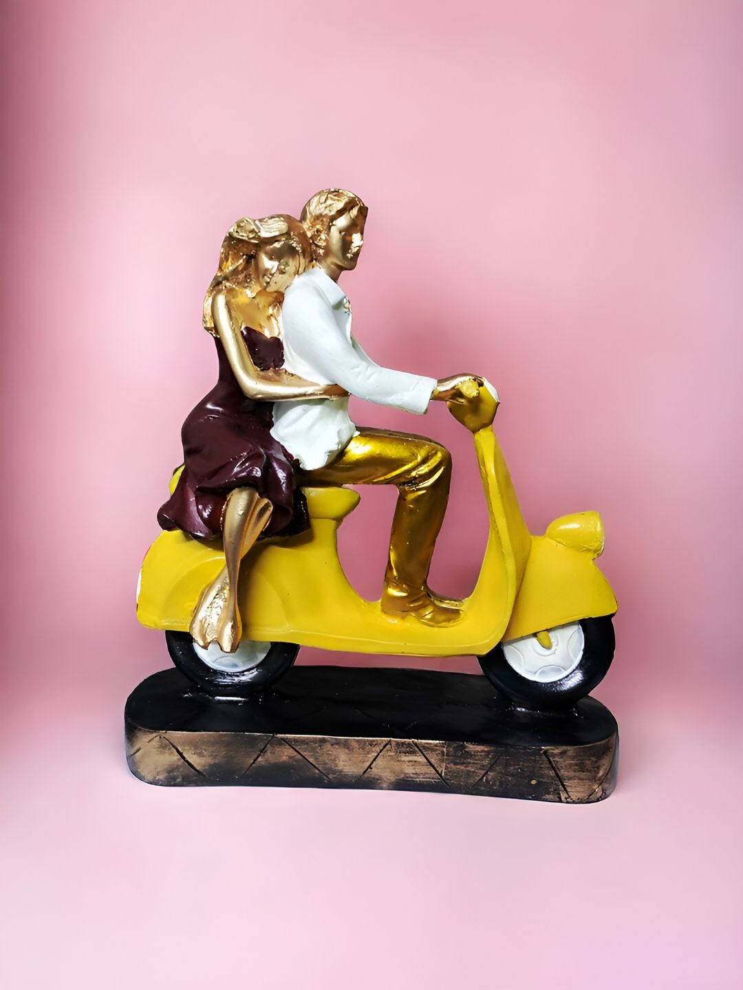 bettergiftflowers Yellow and White Vintage Scooter Couple Curio Decorative Showpiece-picture-13