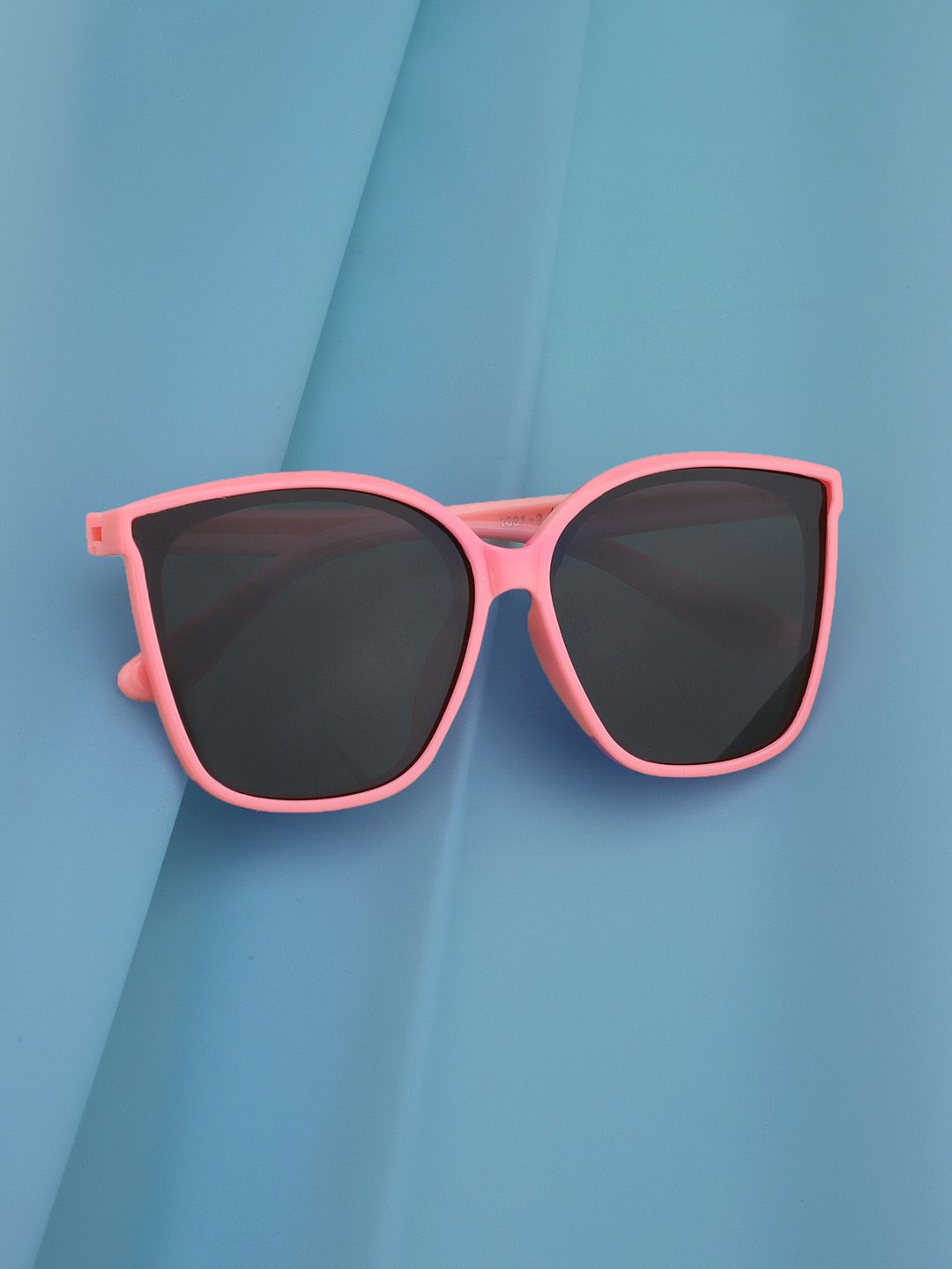 Carlton London Girls Cateye Sunglasses with Polarised and UV Protected Lens-picture-32