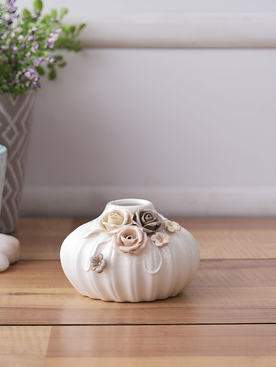 Aura White Textured Ceramic Vase-image-7