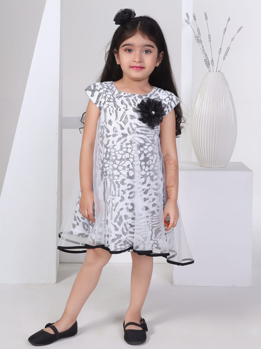 Peppermint Girls Abstract Embellished Sequined A-Line Dress-picture-40