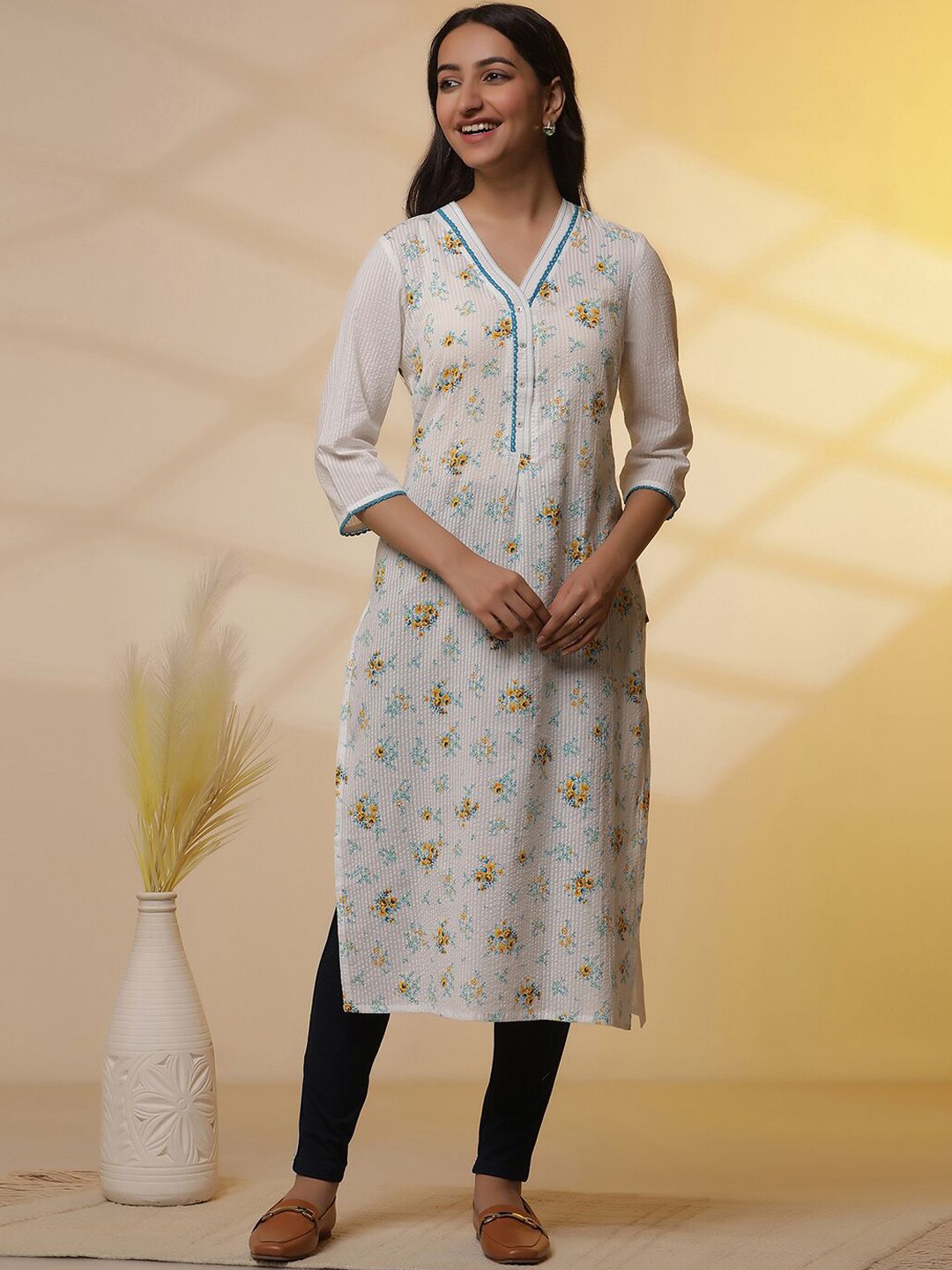 AURELIA Floral Printed Regular Kurt And Denim Jeggings-picture-18